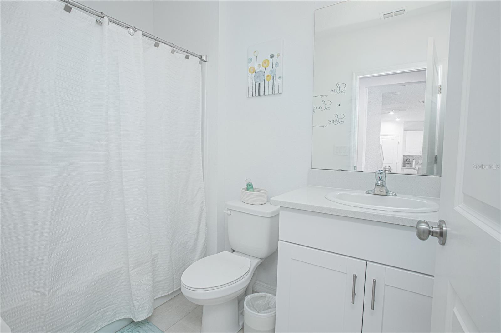 Image 11 of 38 For 5709 Sagunto Dr