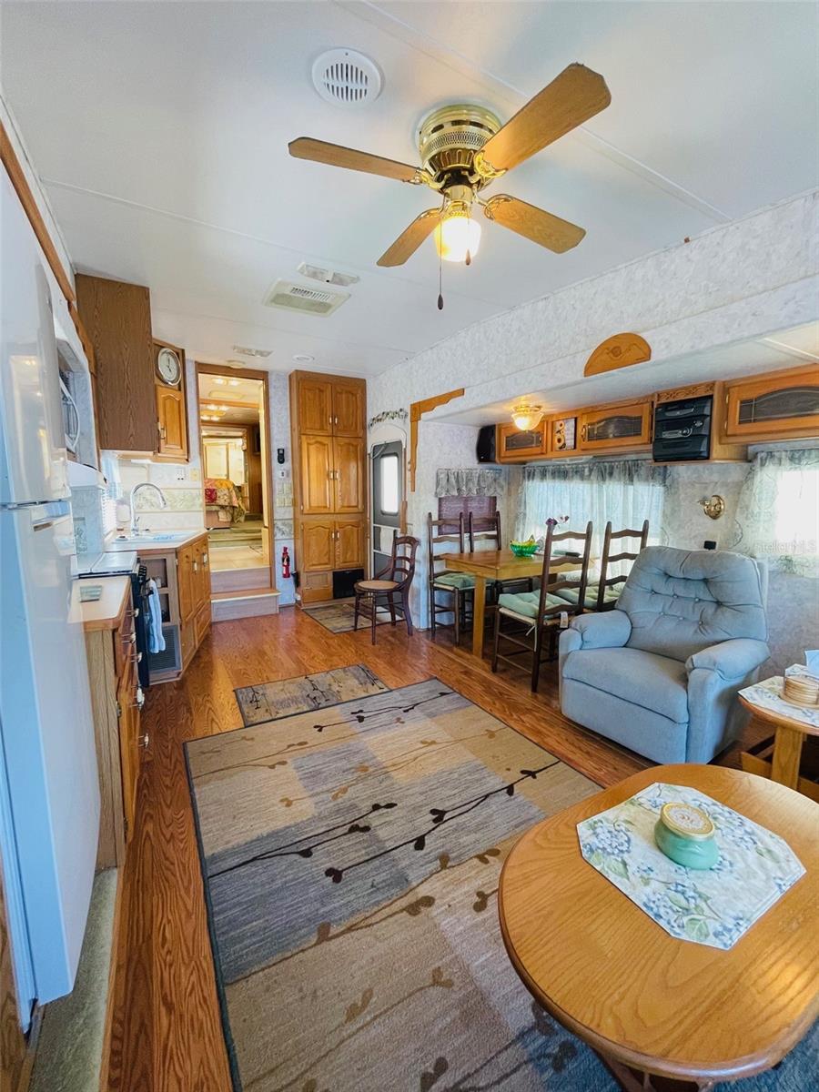 Image 6 of 19 For 86 Eagle Point S