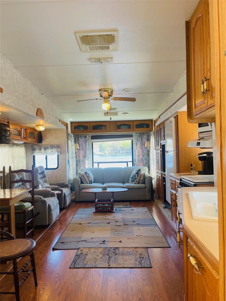 Image 7 of 19 For 86 Eagle Point S