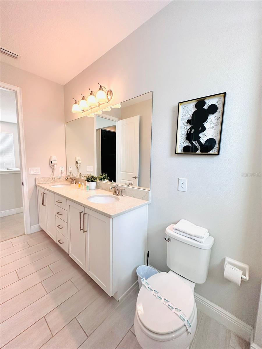 Image 14 of 20 For 7719 Graben Street