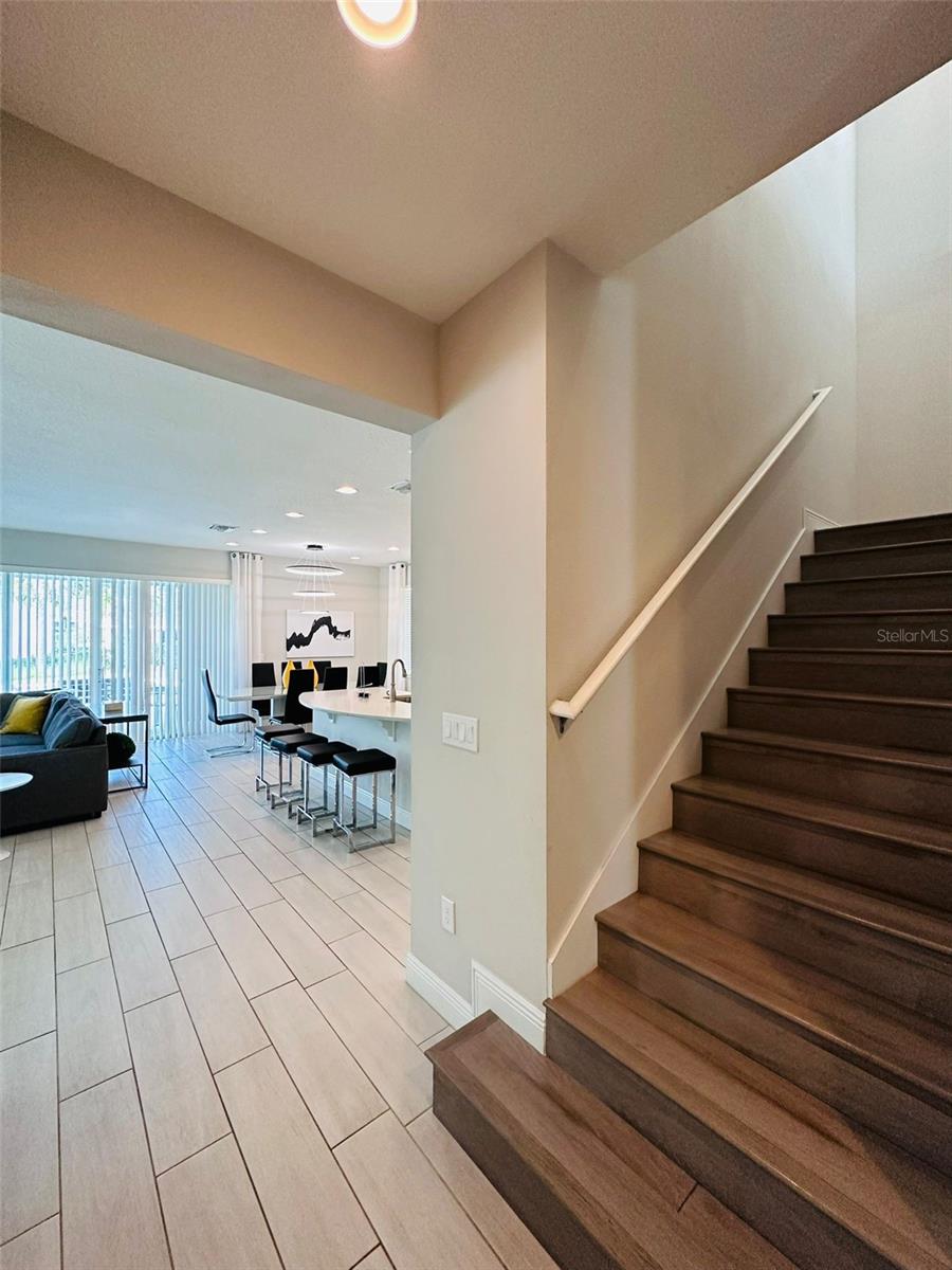 Image 2 of 20 For 7719 Graben Street