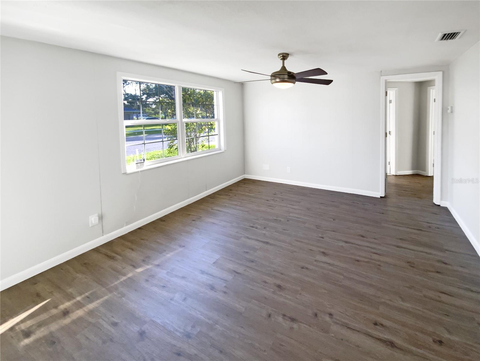 Image 14 of 27 For 4800 86th Avenue N