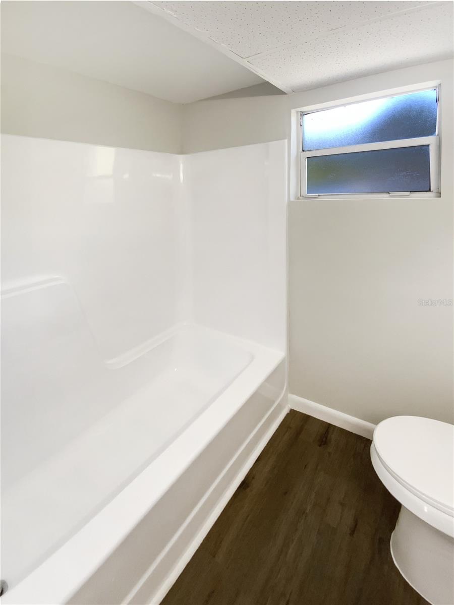 Image 21 of 27 For 4800 86th Avenue N