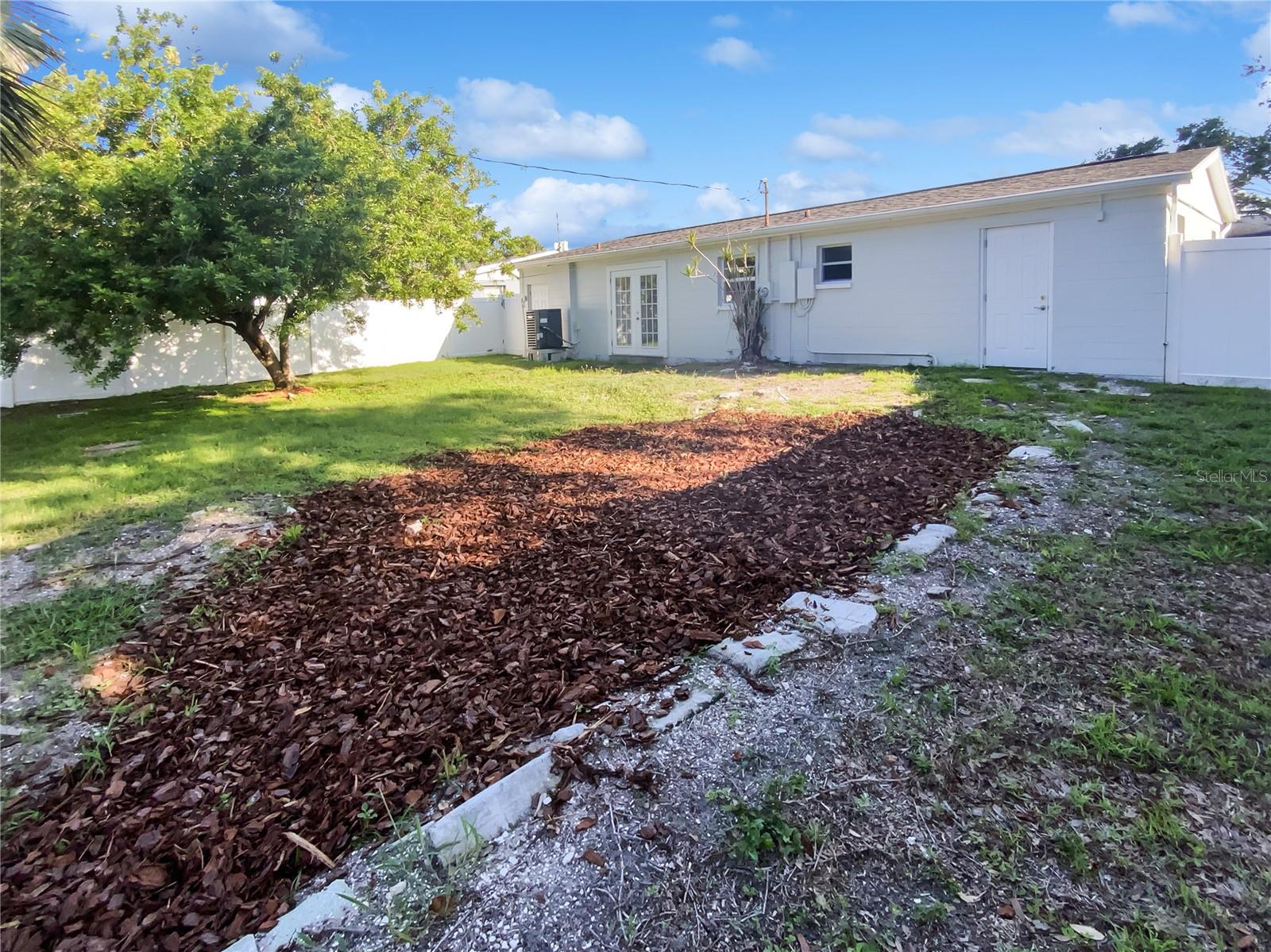 Image 8 of 27 For 4800 86th Avenue N