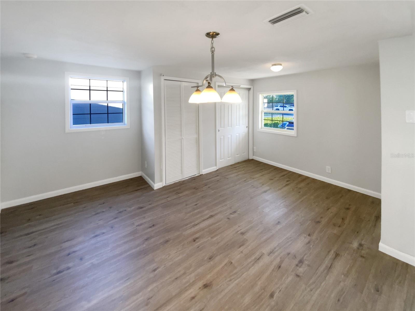 Image 9 of 27 For 4800 86th Avenue N
