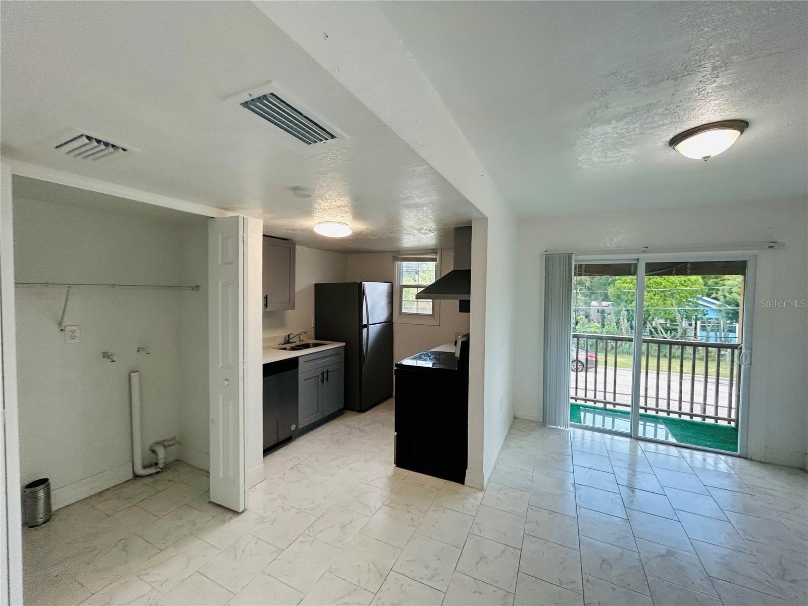 Image 4 of 9 For 2751 L B Mcleod Road 2751