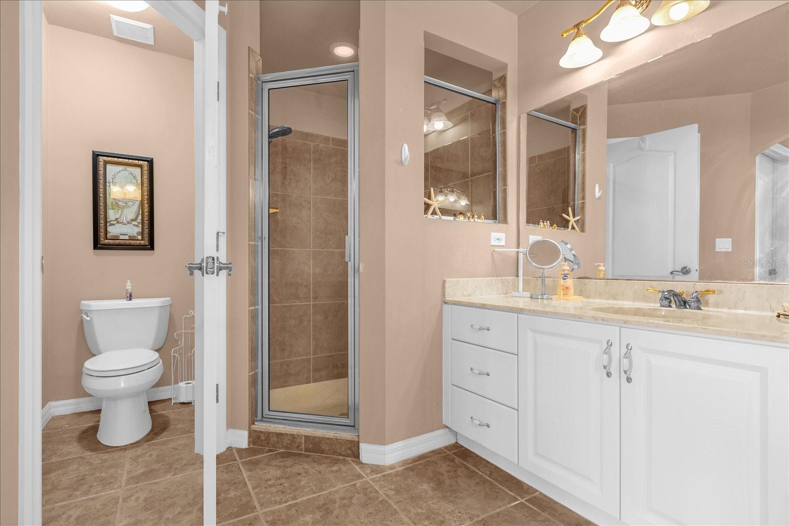 Image 16 of 41 For 1601 Promenade Circle