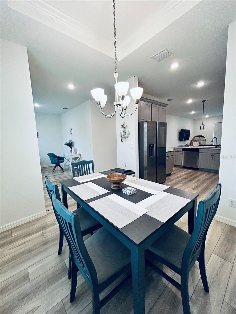Image 10 of 63 For 73 Fieldstone Lane
