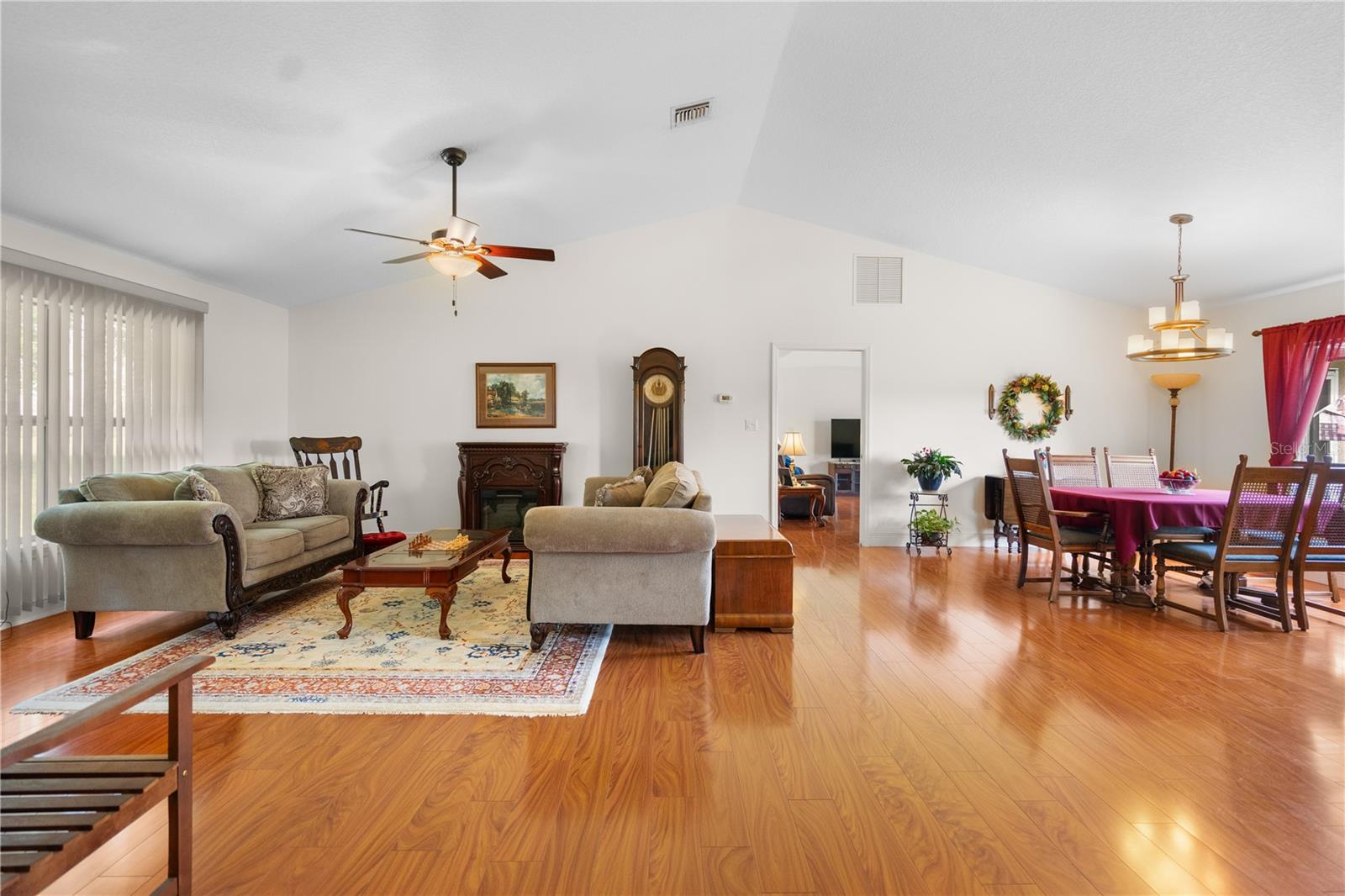 Image 11 of 39 For 40610 Babb Road