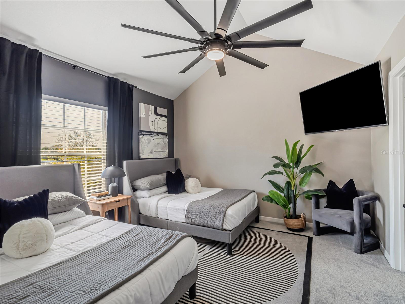 Image 32 of 46 For 1174 Villa Lane 115
