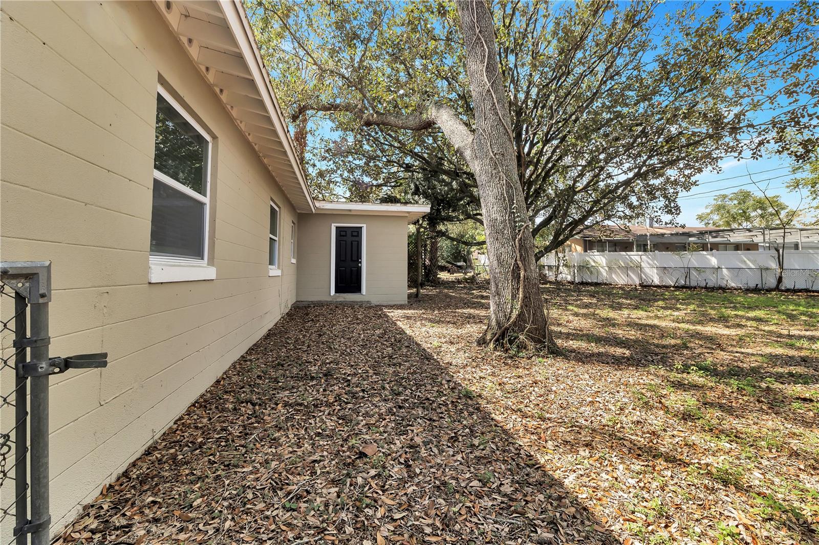 Image 16 of 18 For 5861 Bolling Drive