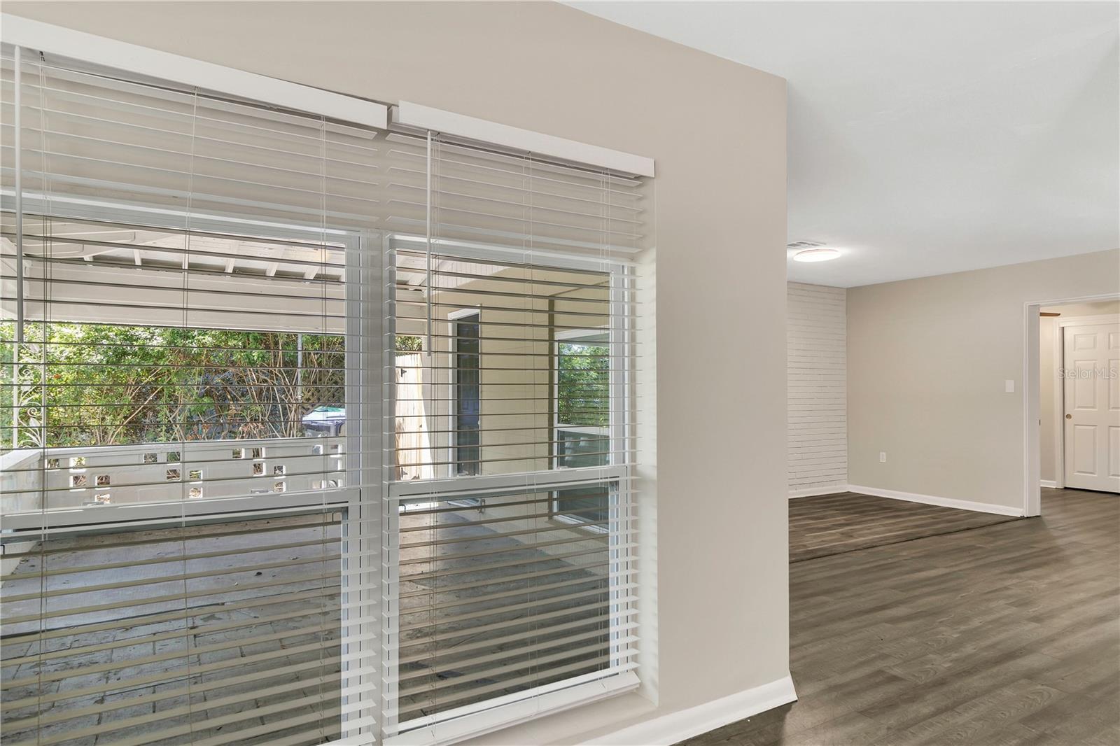 Image 4 of 18 For 5861 Bolling Drive