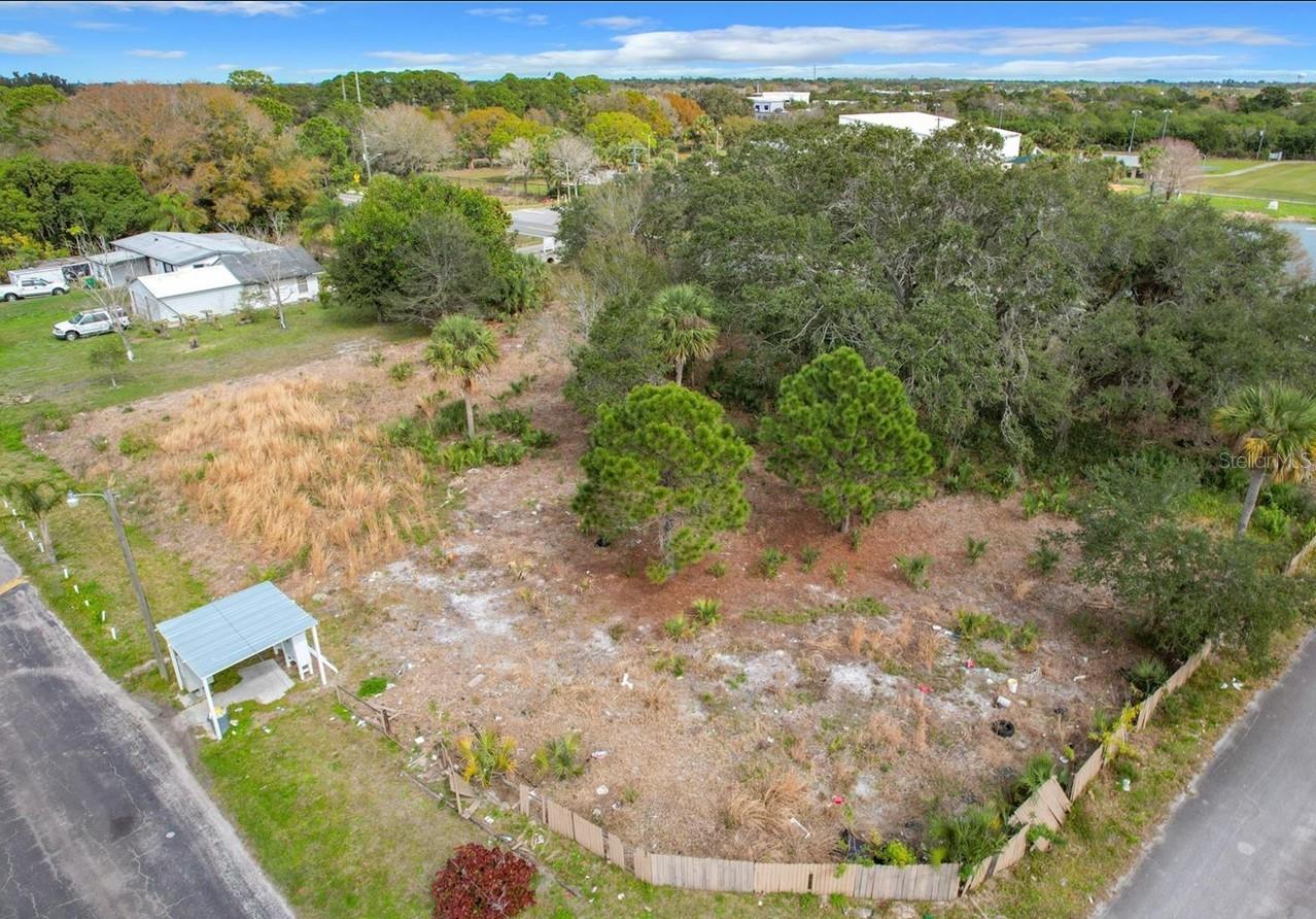 Image 4 of 23 For 275 Burnett Road