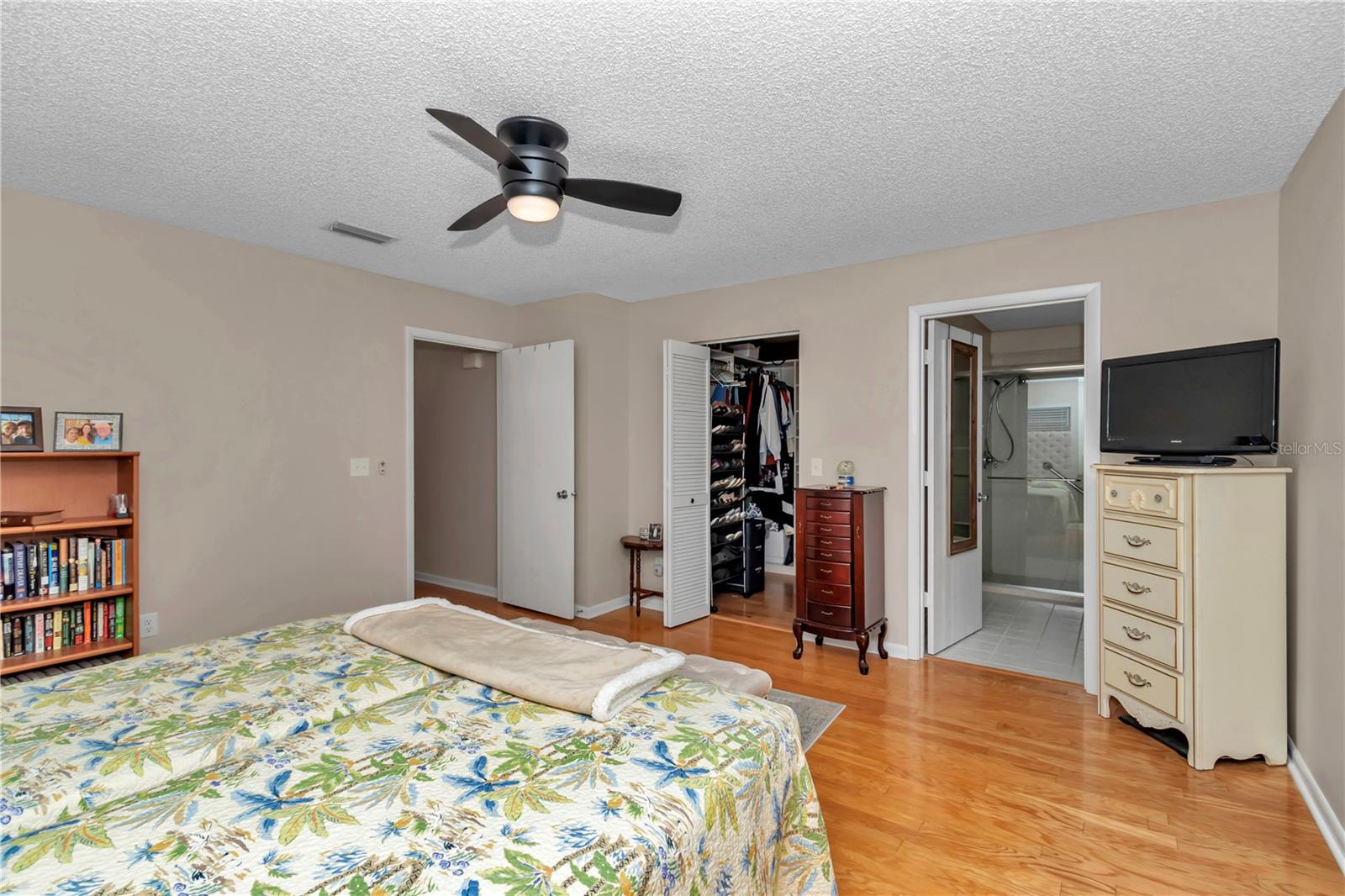 Image 13 of 25 For 8787 90th Lane E