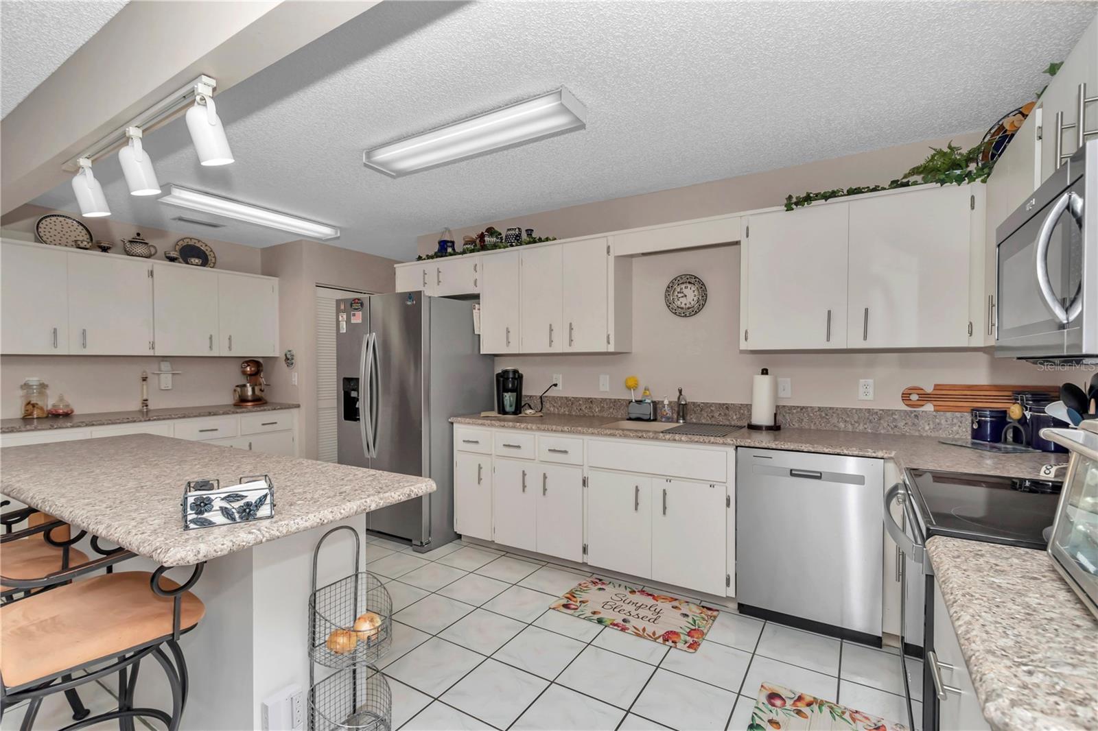 Image 16 of 25 For 8787 90th Lane E