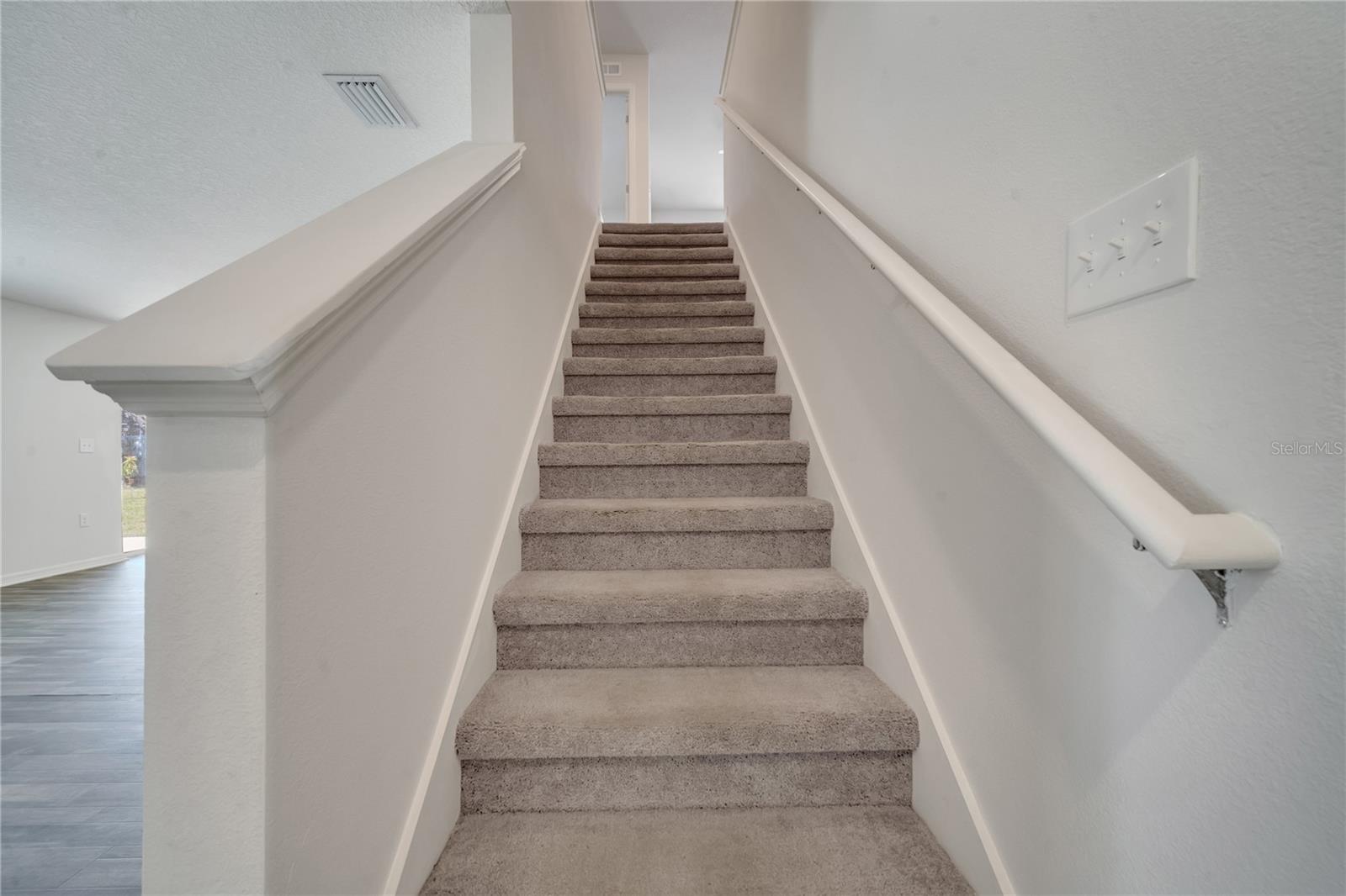 Image 12 of 18 For 815 Savona Place