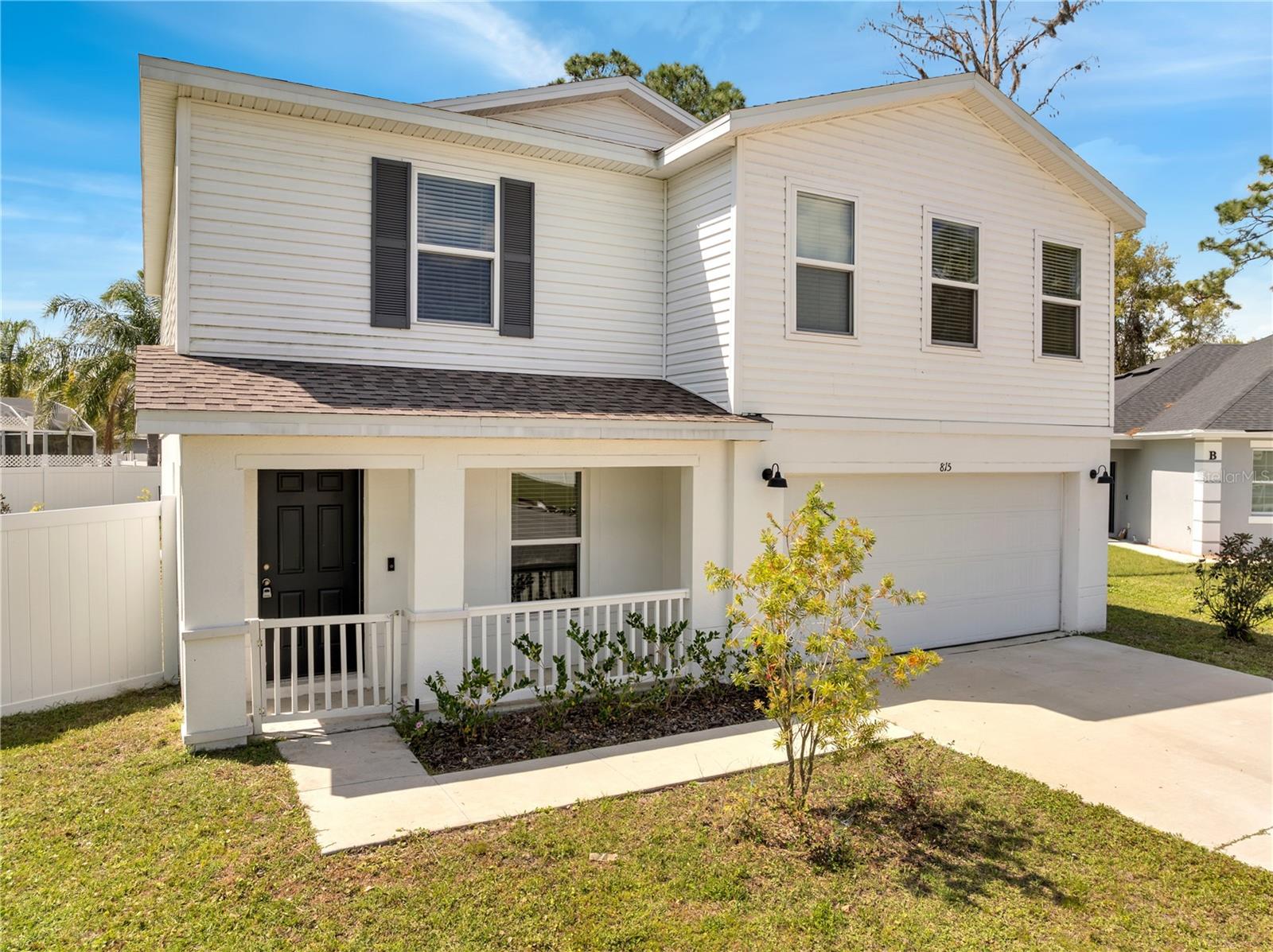 Image 2 of 18 For 815 Savona Place