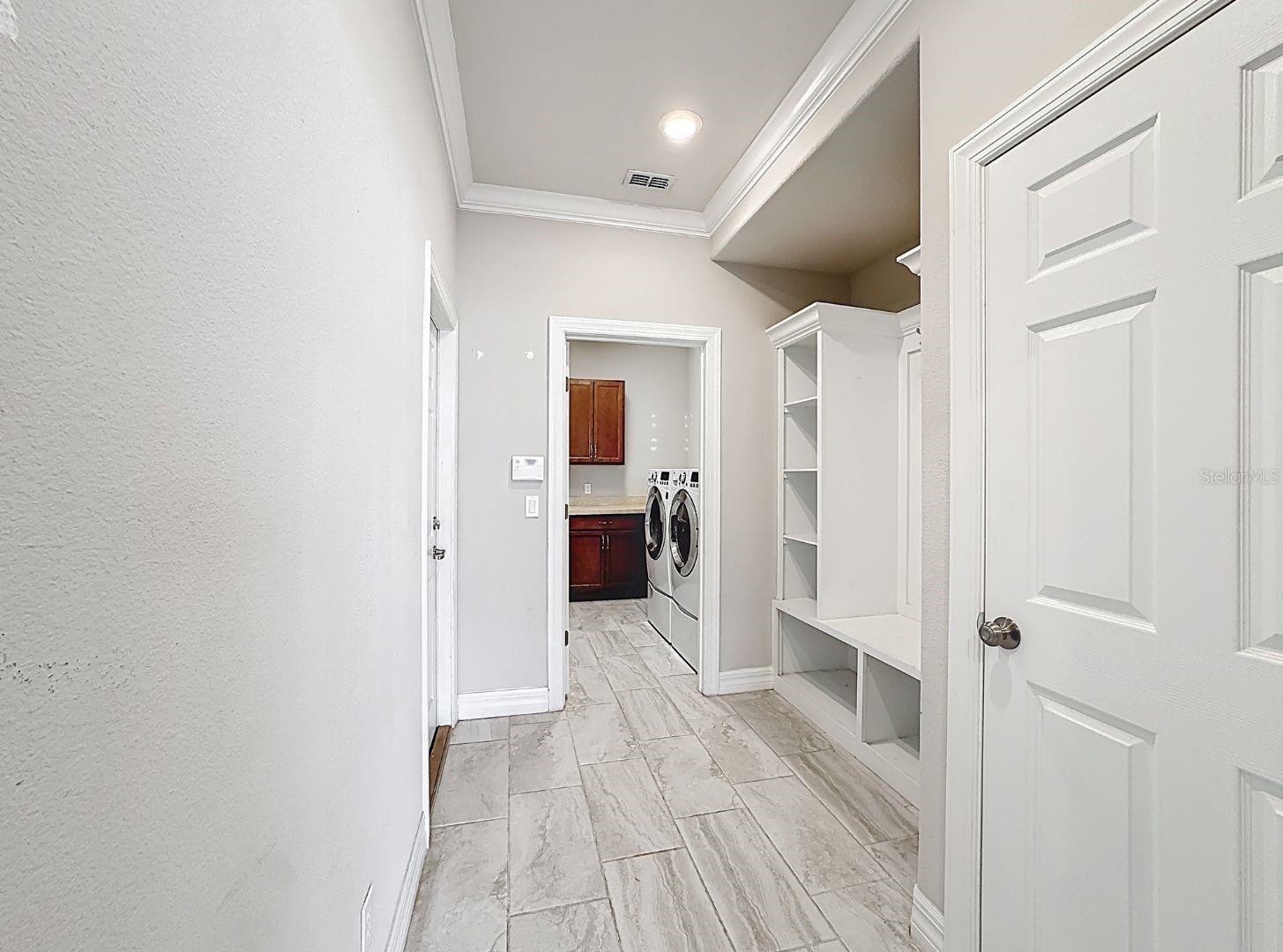Image 19 of 53 For 5647 Barletta Drive