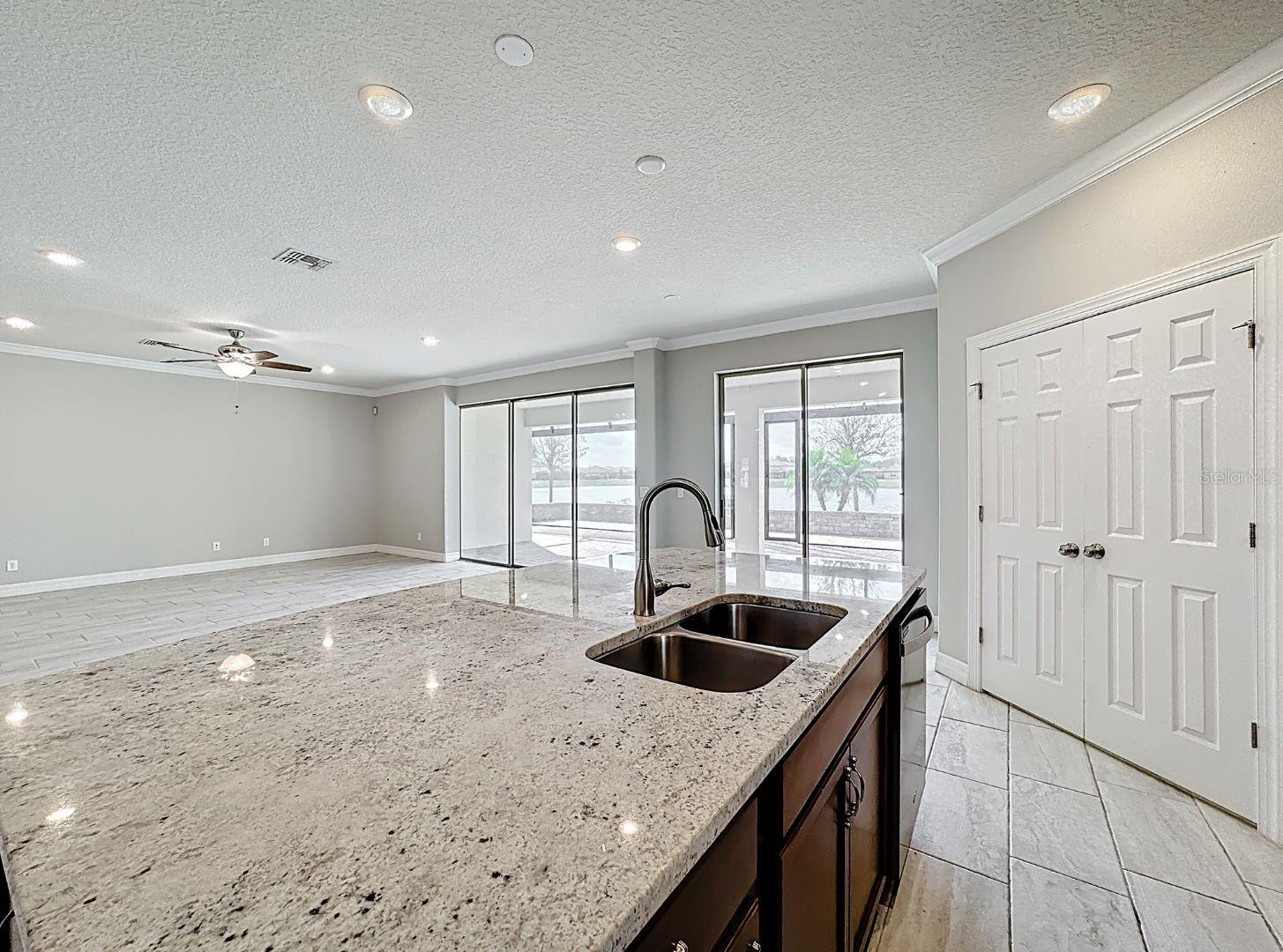 Image 21 of 53 For 5647 Barletta Drive