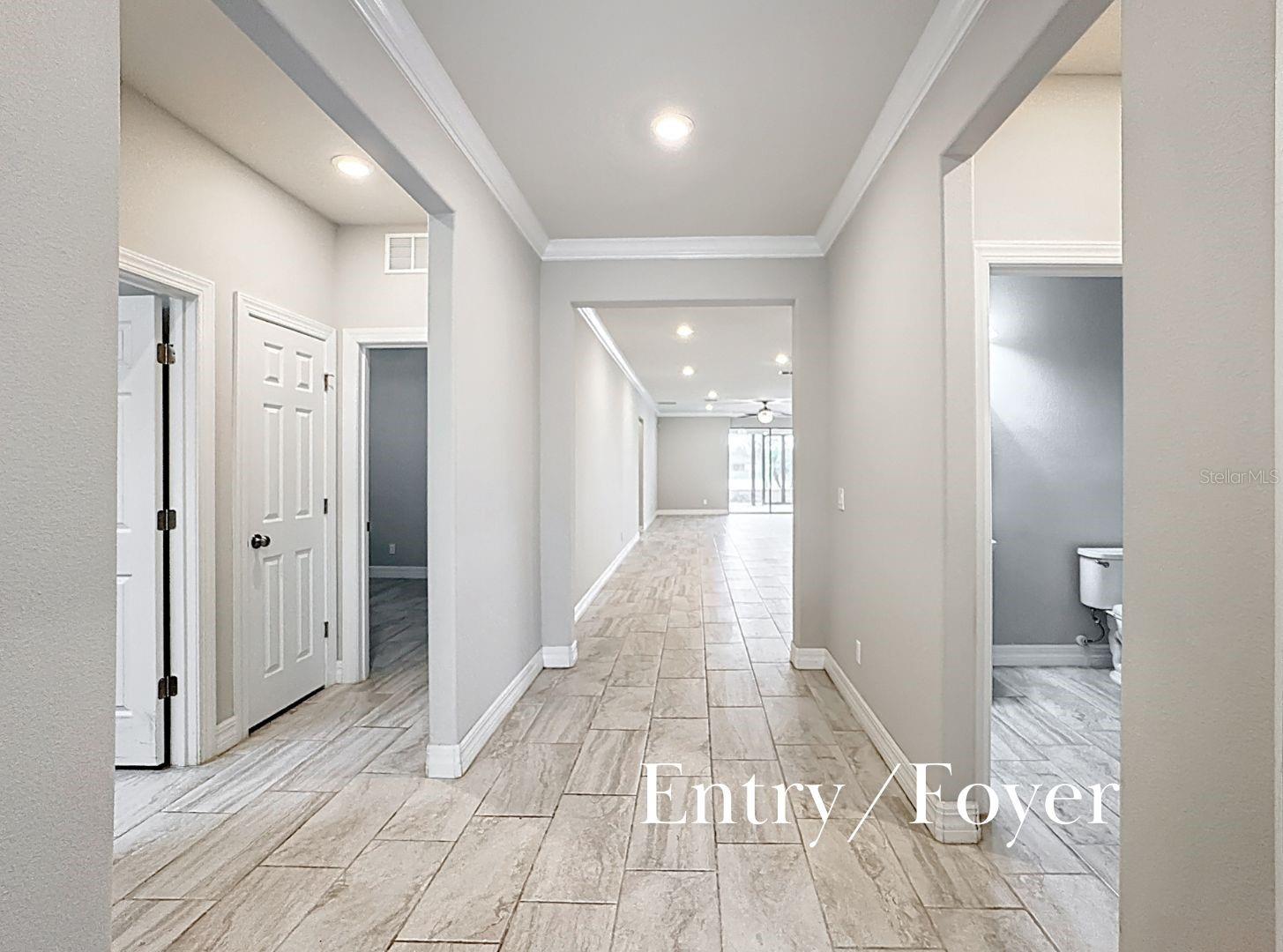 Image 7 of 53 For 5647 Barletta Drive