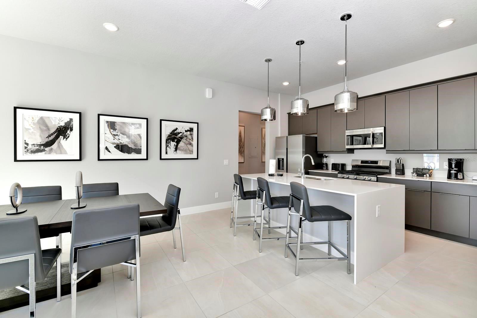 Image 10 of 40 For 7740 Sandy Ridge Drive 136