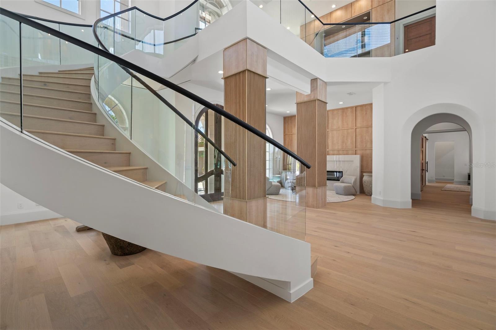 Image 21 of 81 For 14645 Isleview Drive