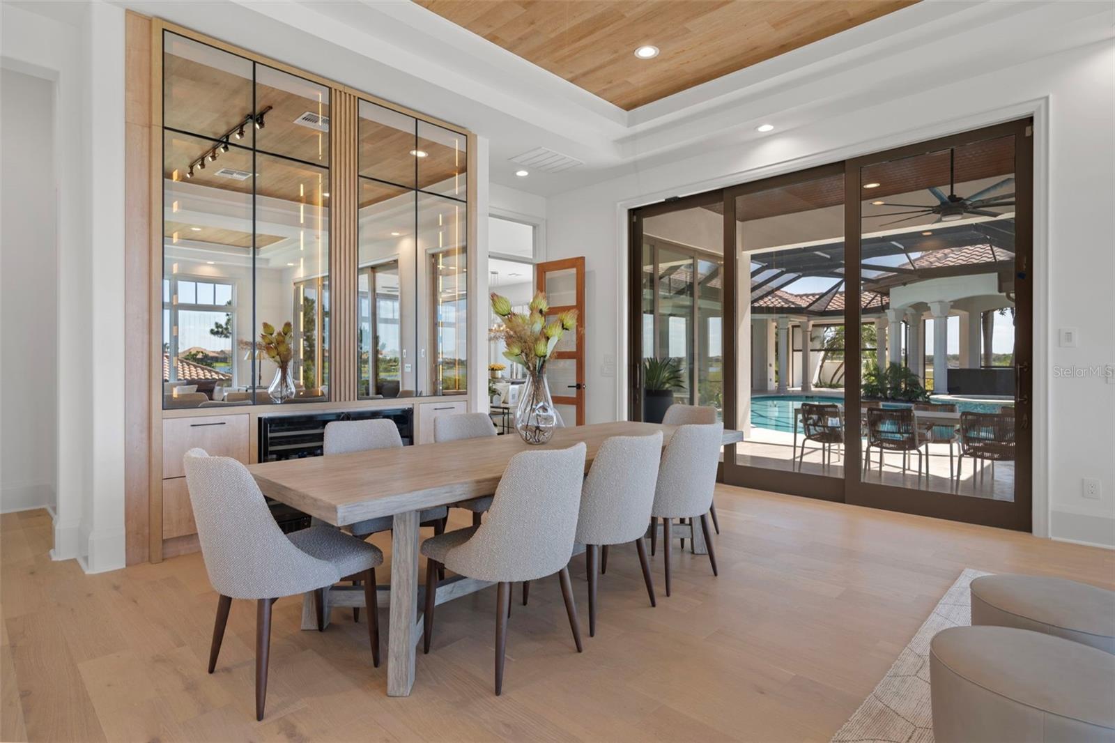 Image 51 of 81 For 14645 Isleview Drive