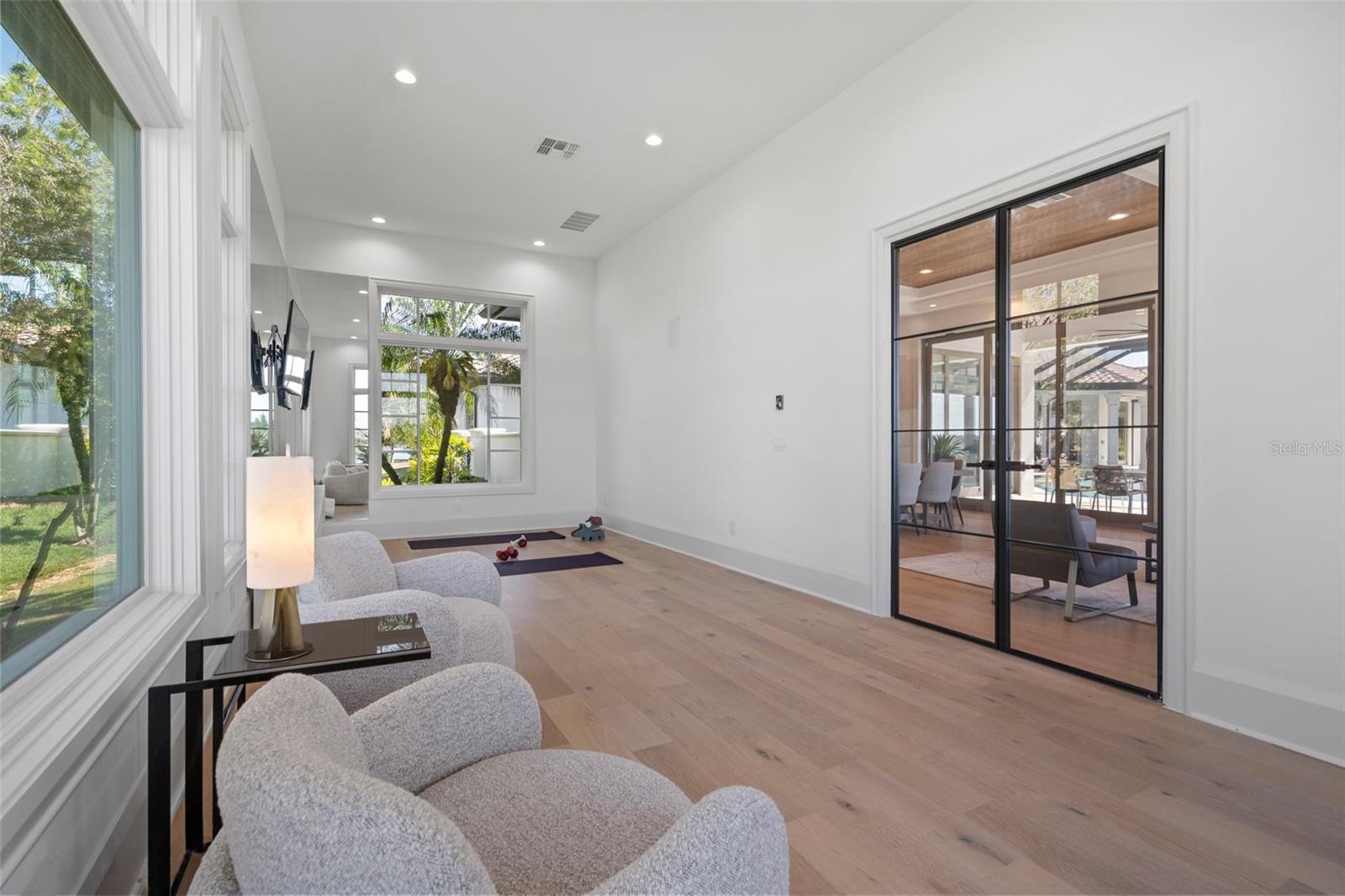 Image 57 of 81 For 14645 Isleview Drive