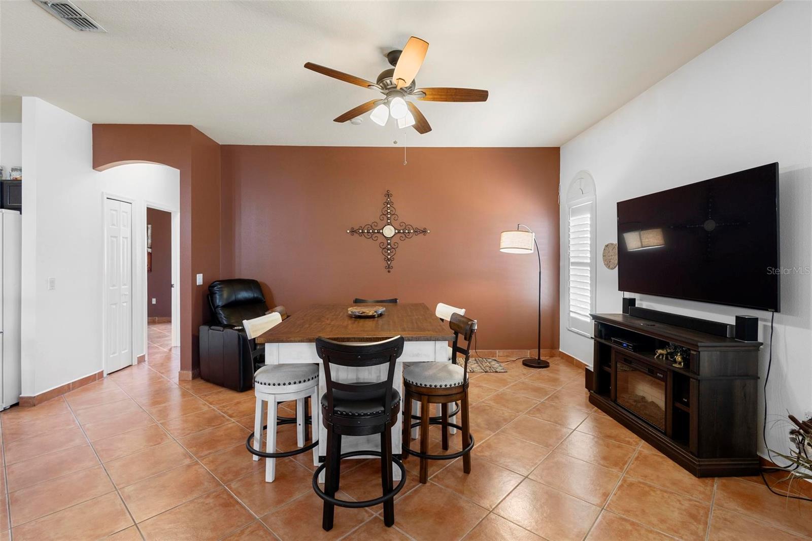 Image 6 of 37 For 3403 Great Pond Drive