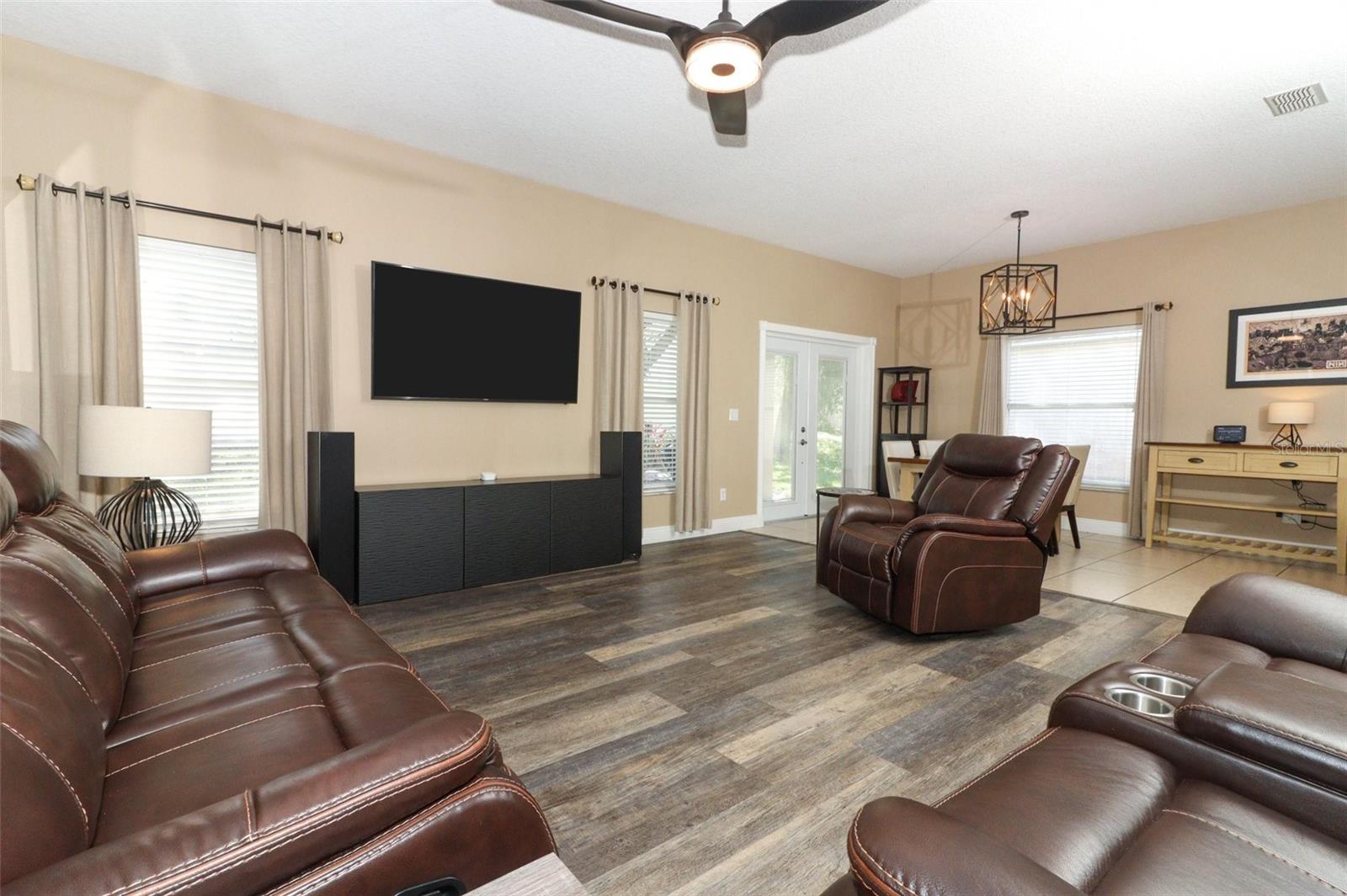 Image 16 of 65 For 2545 Azzurra Lane