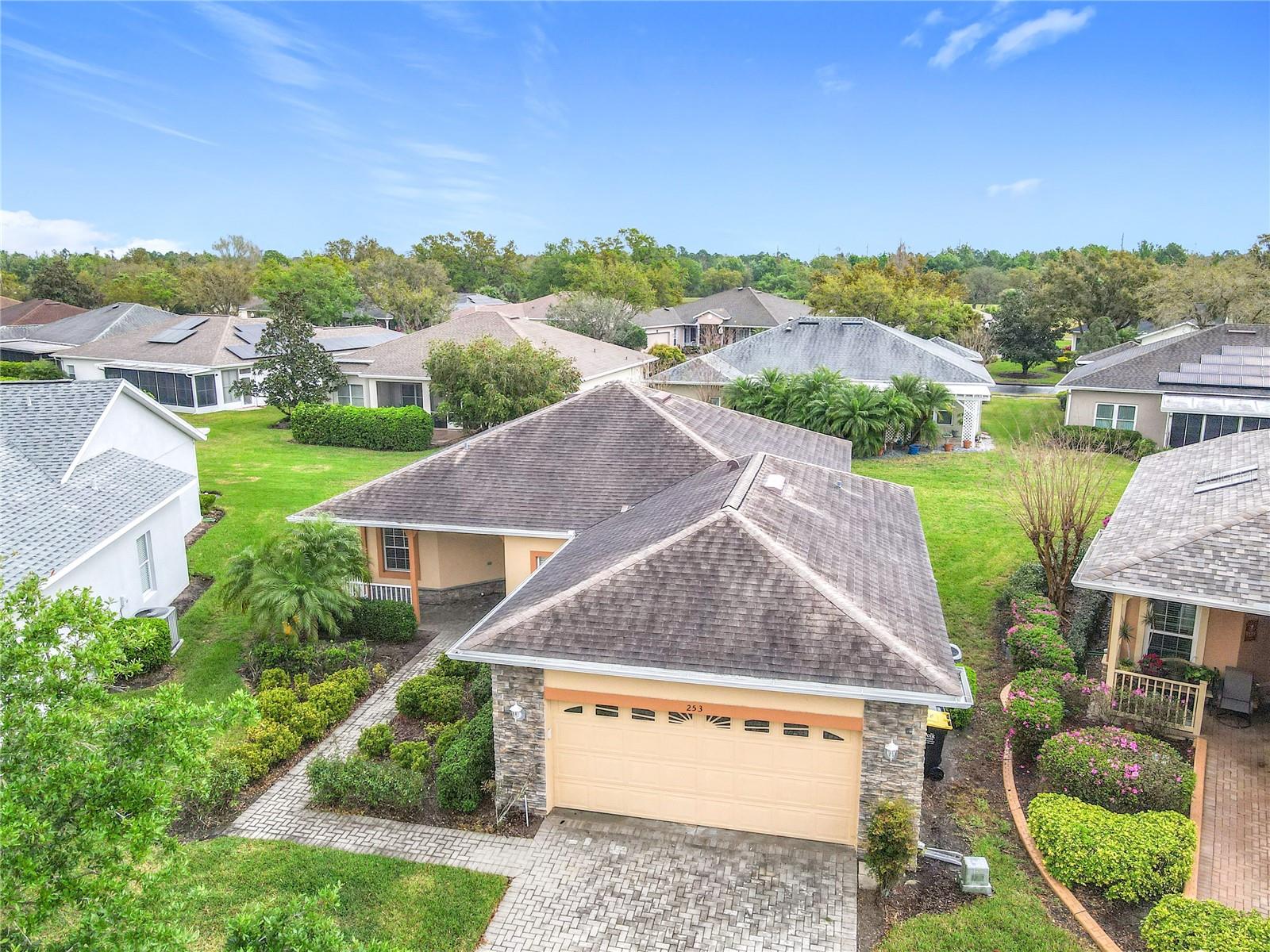 Image 11 of 56 For 253 Lake Cassidy Drive