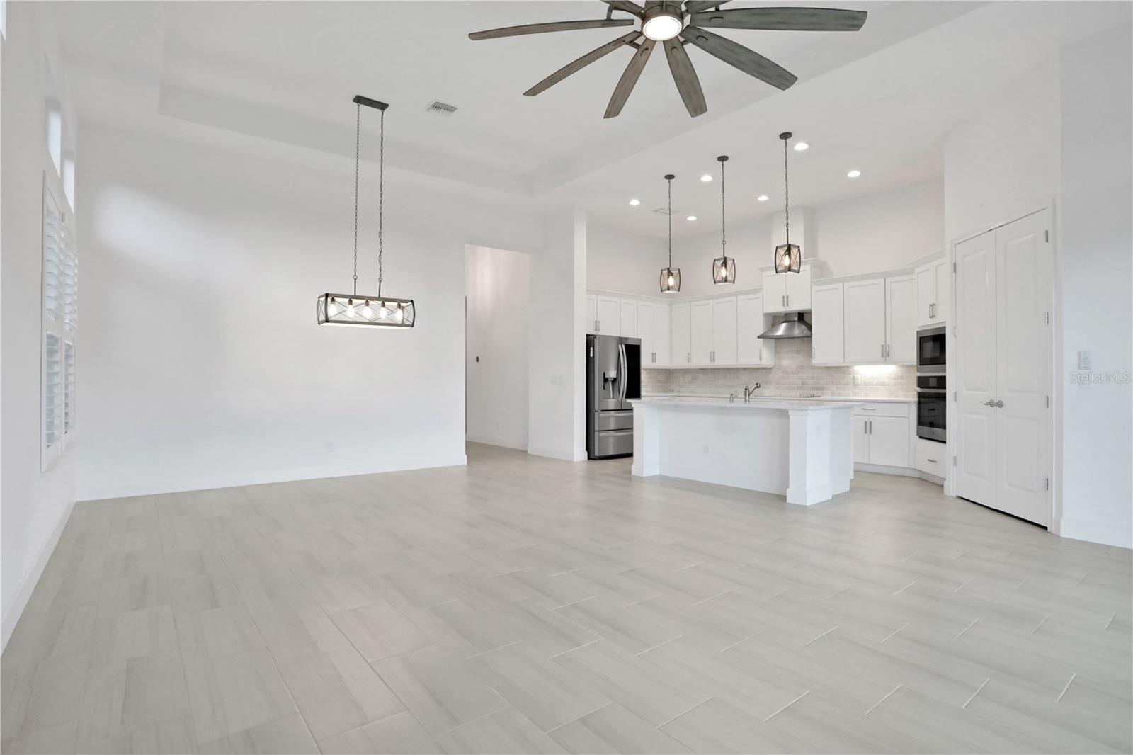 Image 14 of 58 For 6239 Woodhaven Village Drive