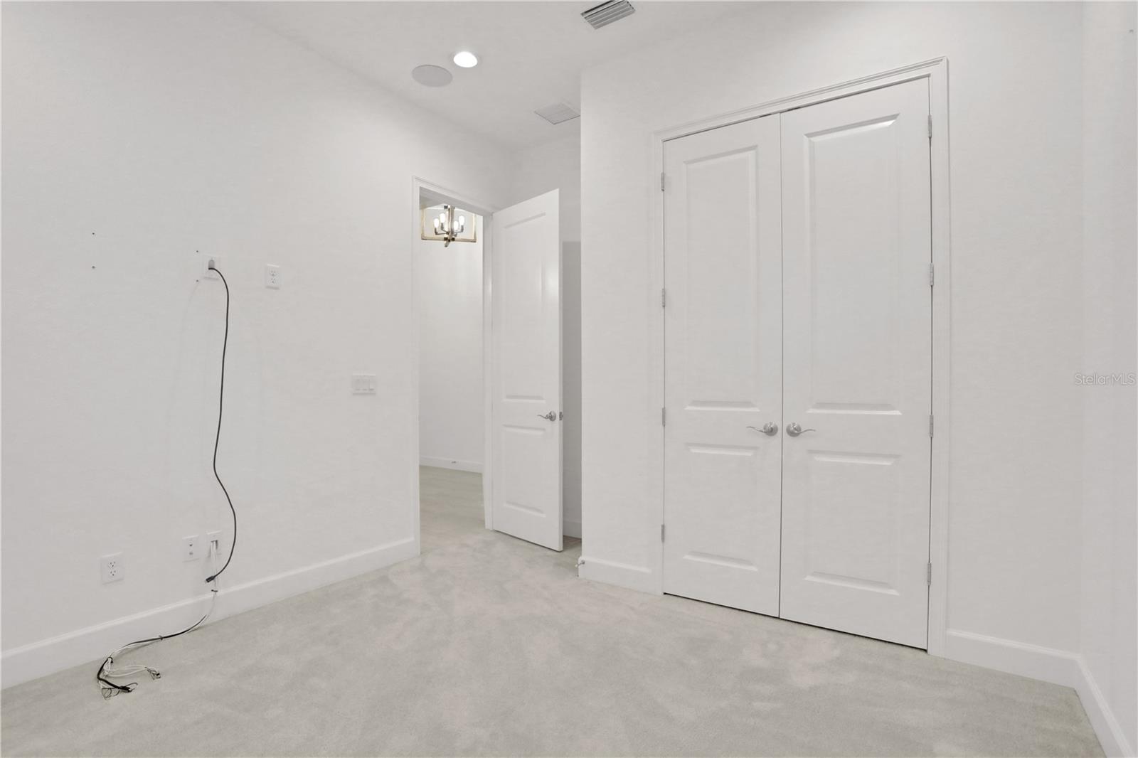 Image 34 of 58 For 6239 Woodhaven Village Drive