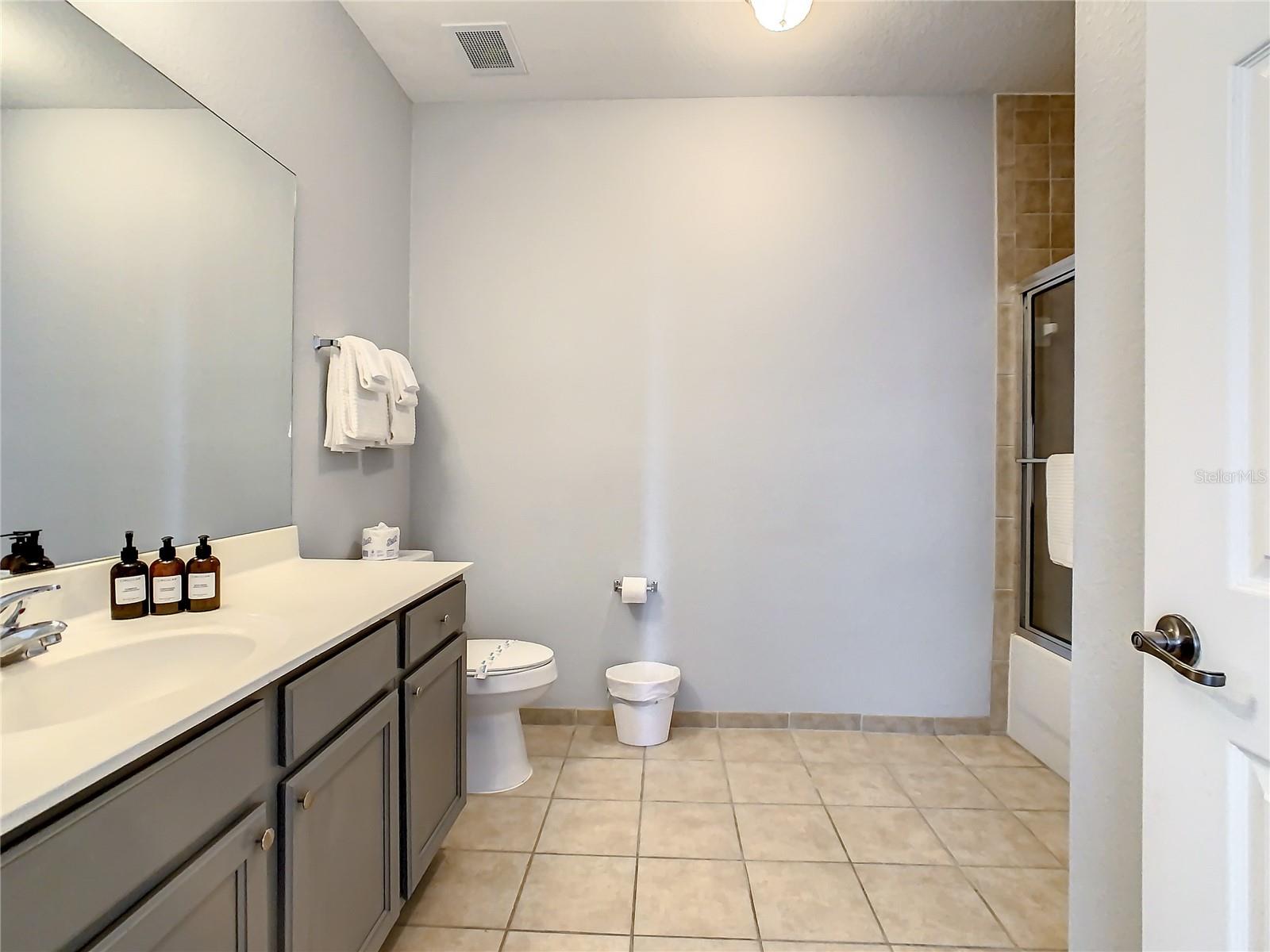 Image 14 of 29 For 3175 Feltrim Place 304