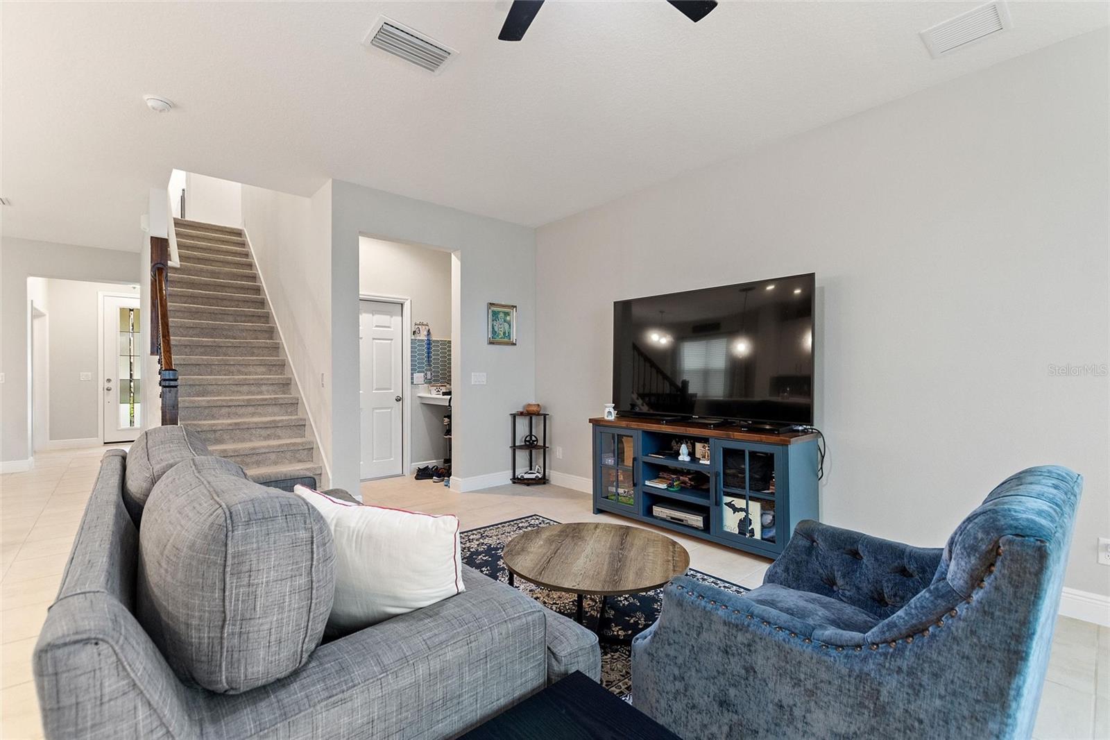 Image 12 of 68 For 5645 Camilla Street