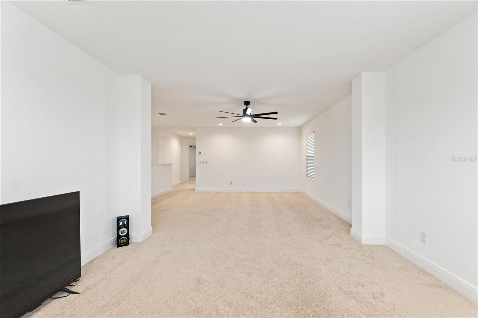 Image 32 of 68 For 5645 Camilla Street