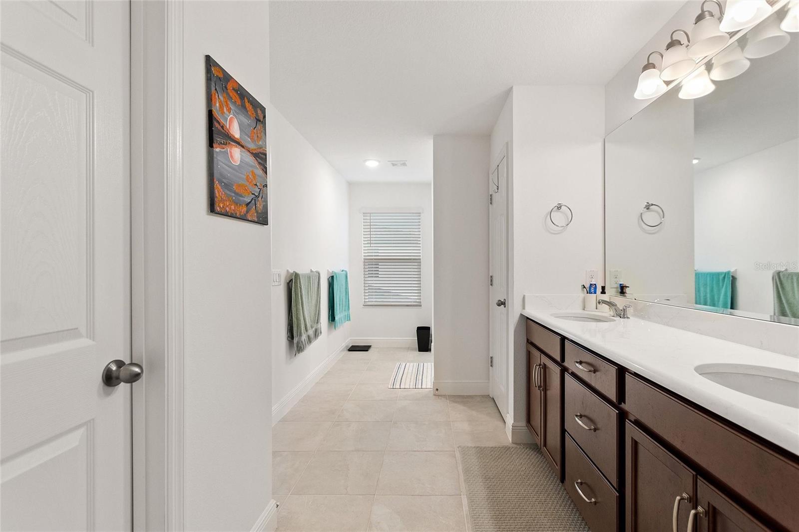 Image 37 of 68 For 5645 Camilla Street