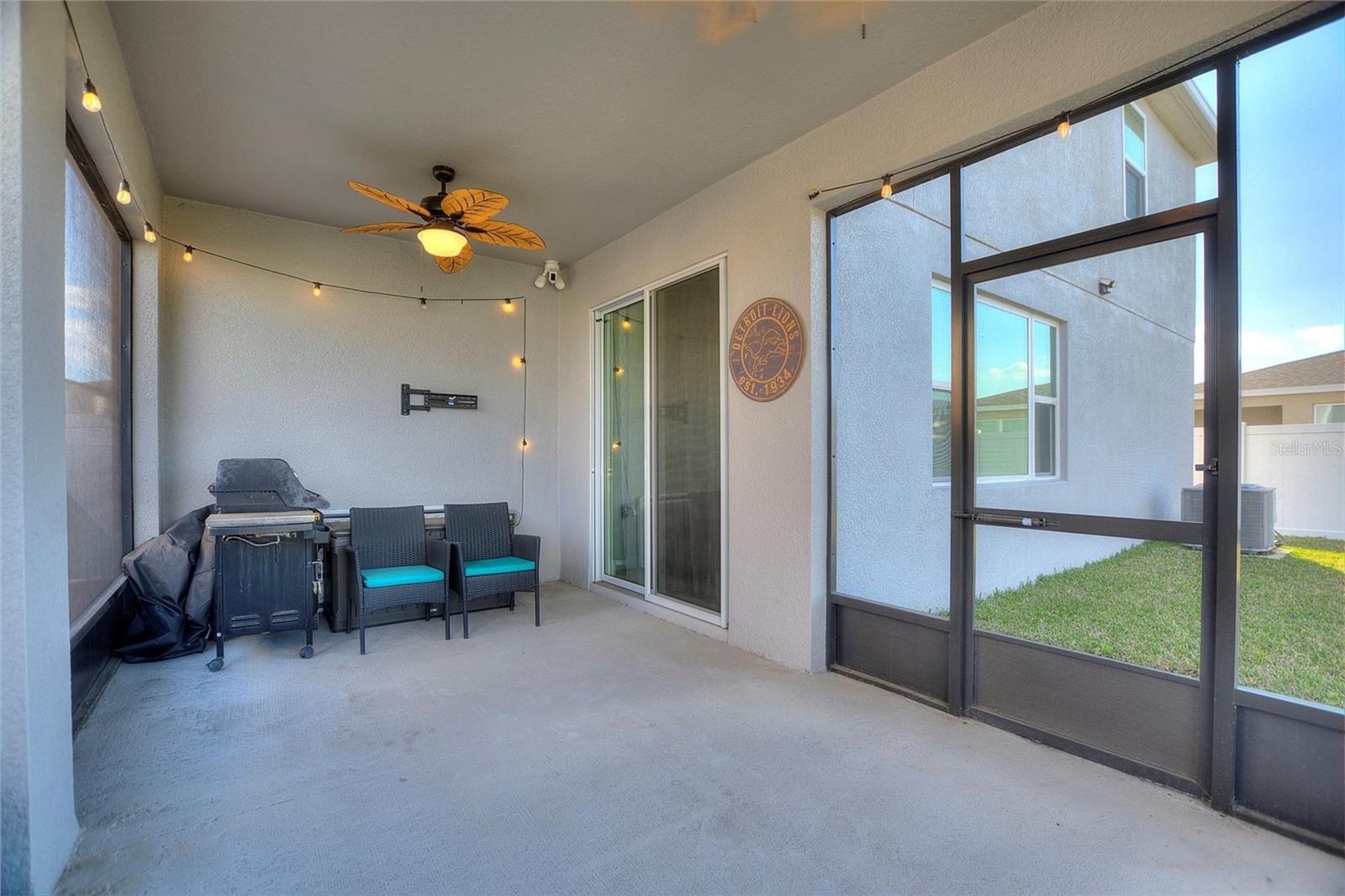 Image 48 of 68 For 5645 Camilla Street
