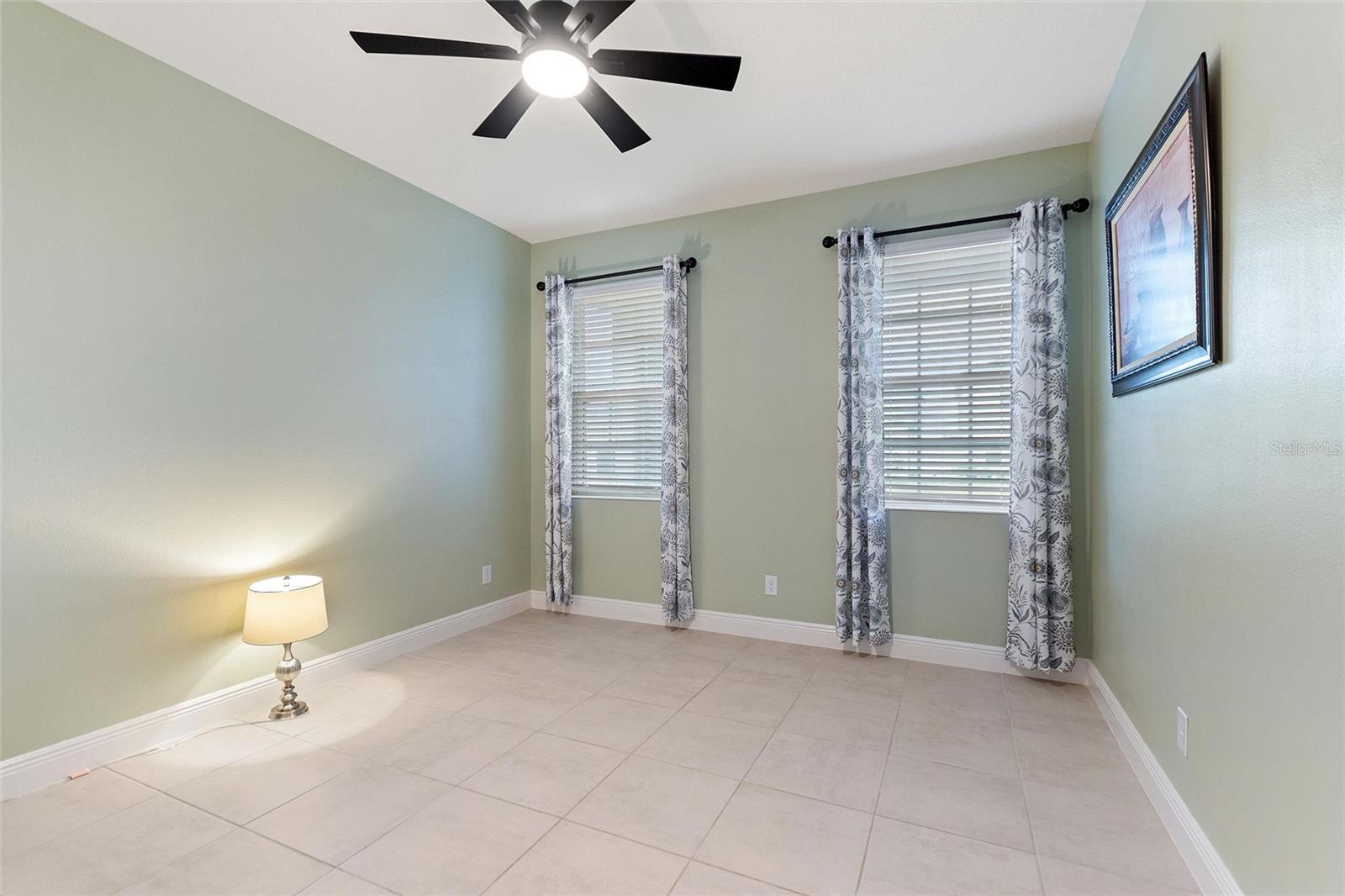 Image 9 of 68 For 5645 Camilla Street