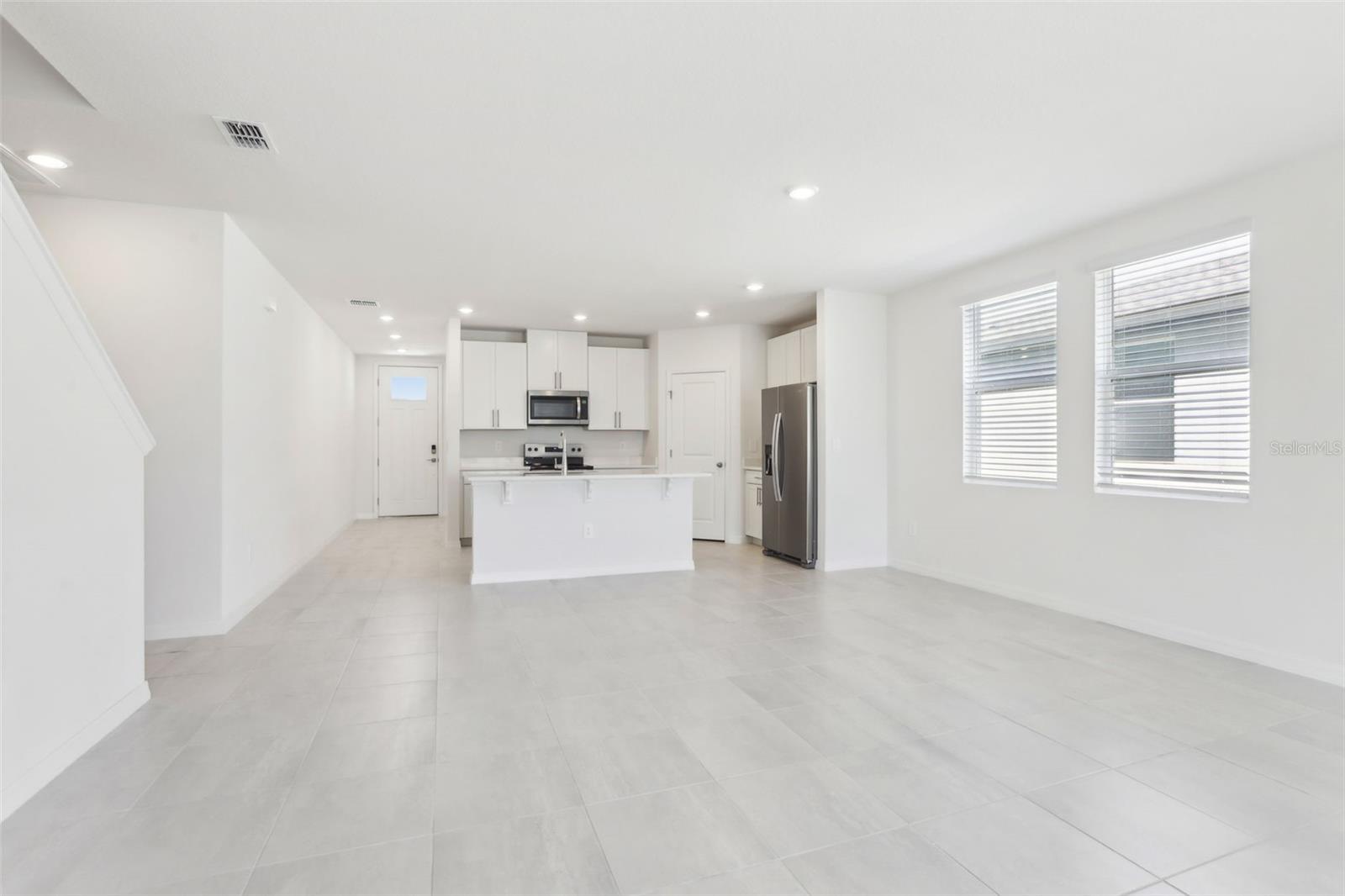 Image 17 of 31 For 2098 Rosewood Drive