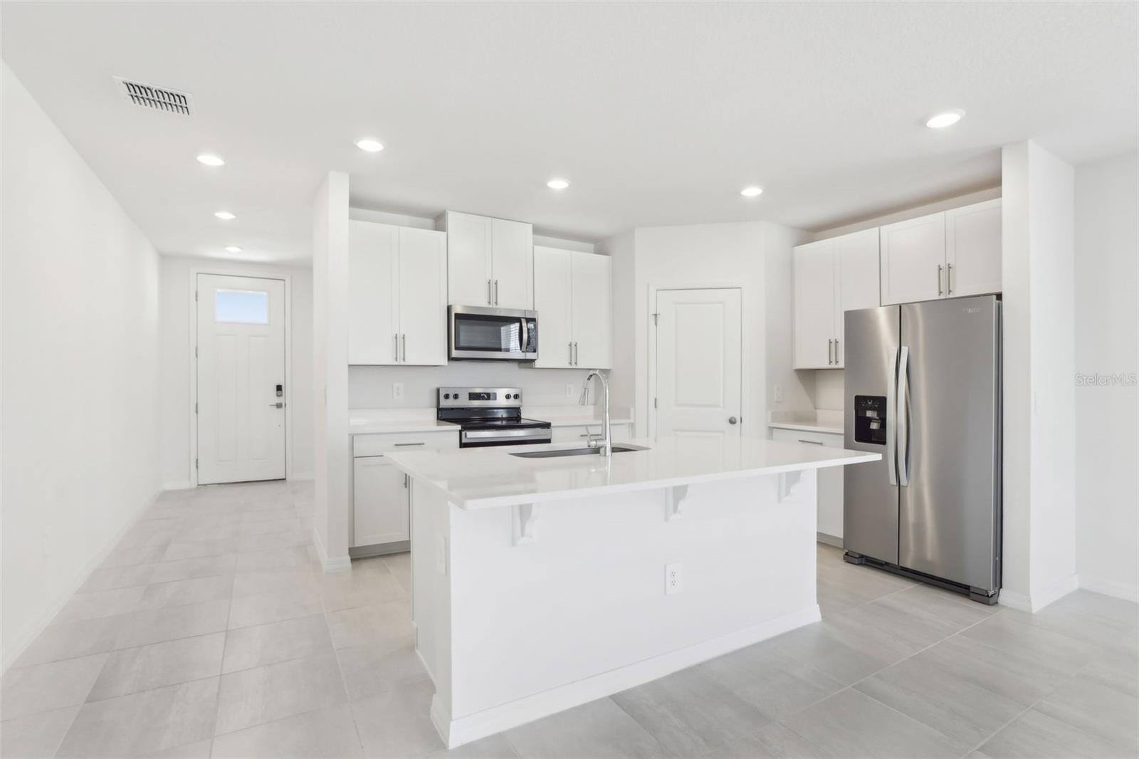 Image 18 of 31 For 2098 Rosewood Drive