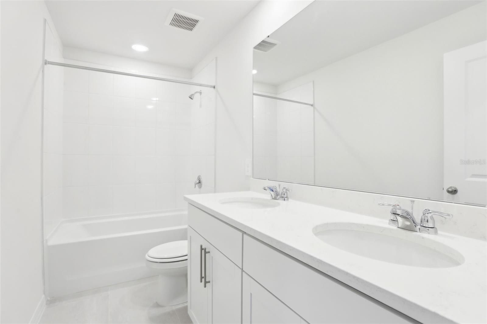 Image 24 of 31 For 2098 Rosewood Drive