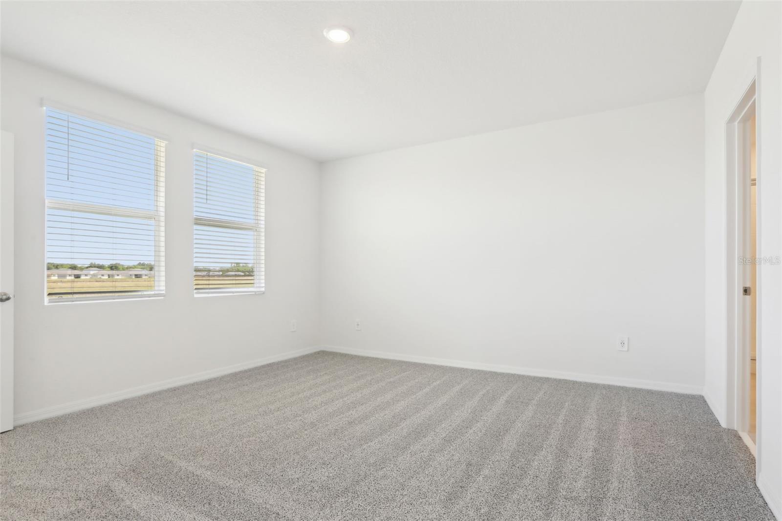 Image 8 of 31 For 2098 Rosewood Drive