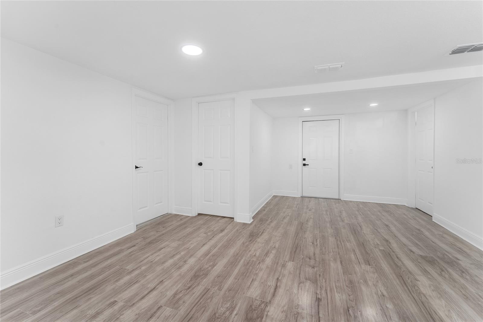 Image 13 of 29 For 1563 Immocalee Street