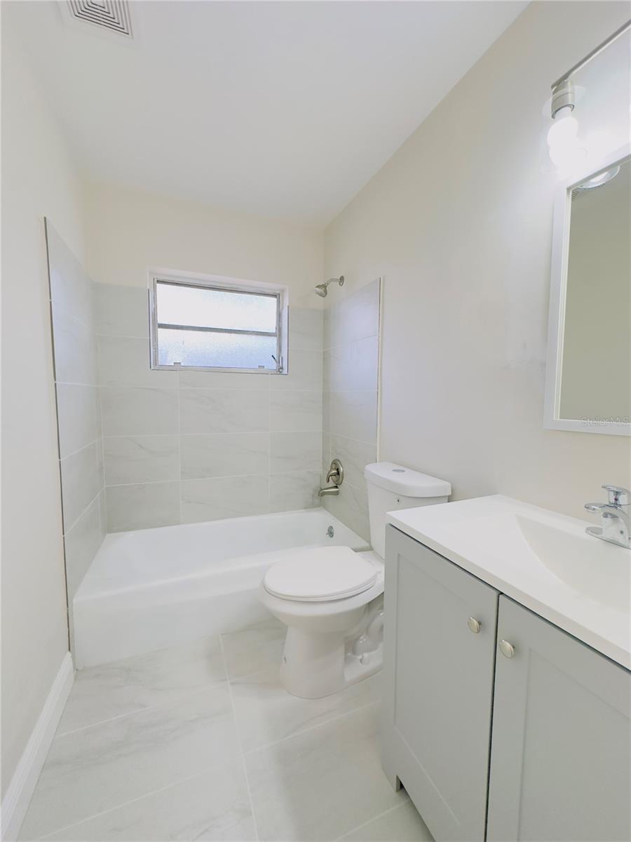 Image 13 of 17 For 1762 Philadelphia Court