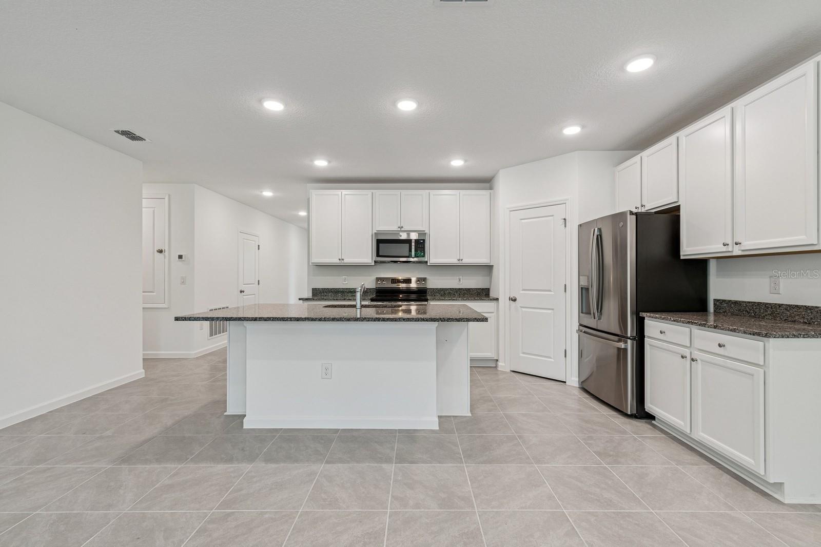 Image 3 of 29 For 8651 138th Street 68