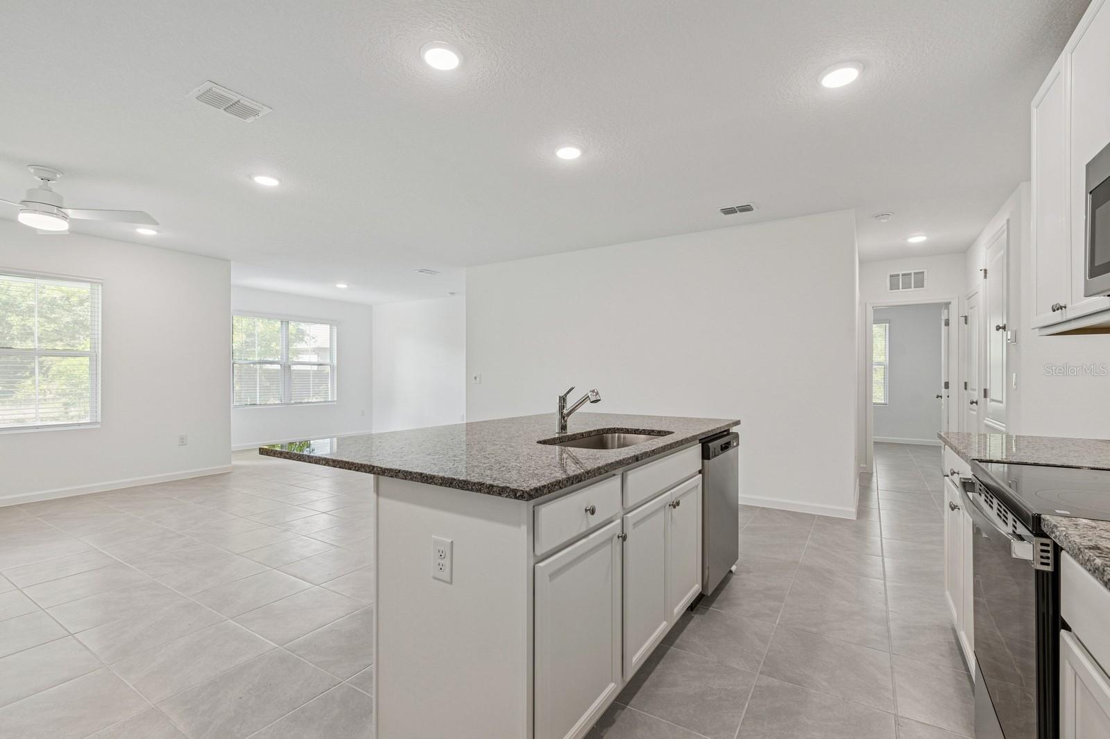 Image 5 of 29 For 8651 138th Street 68