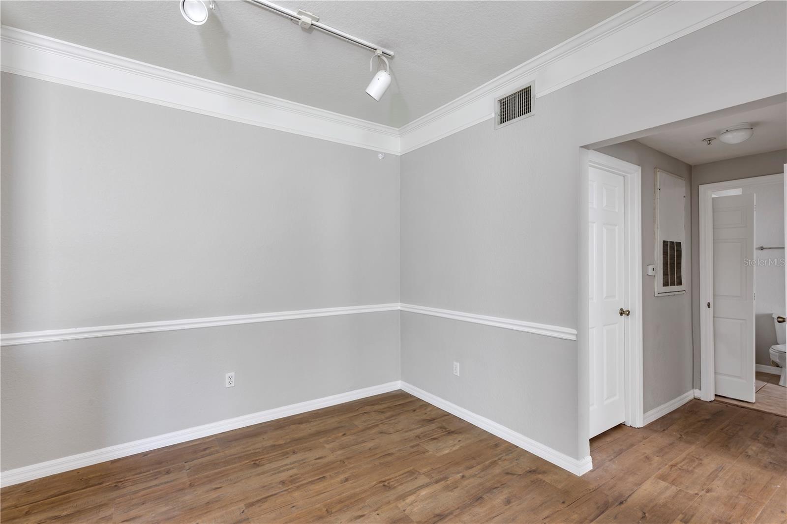 Image 13 of 34 For 3398 Greenwich Village Boulevard 104