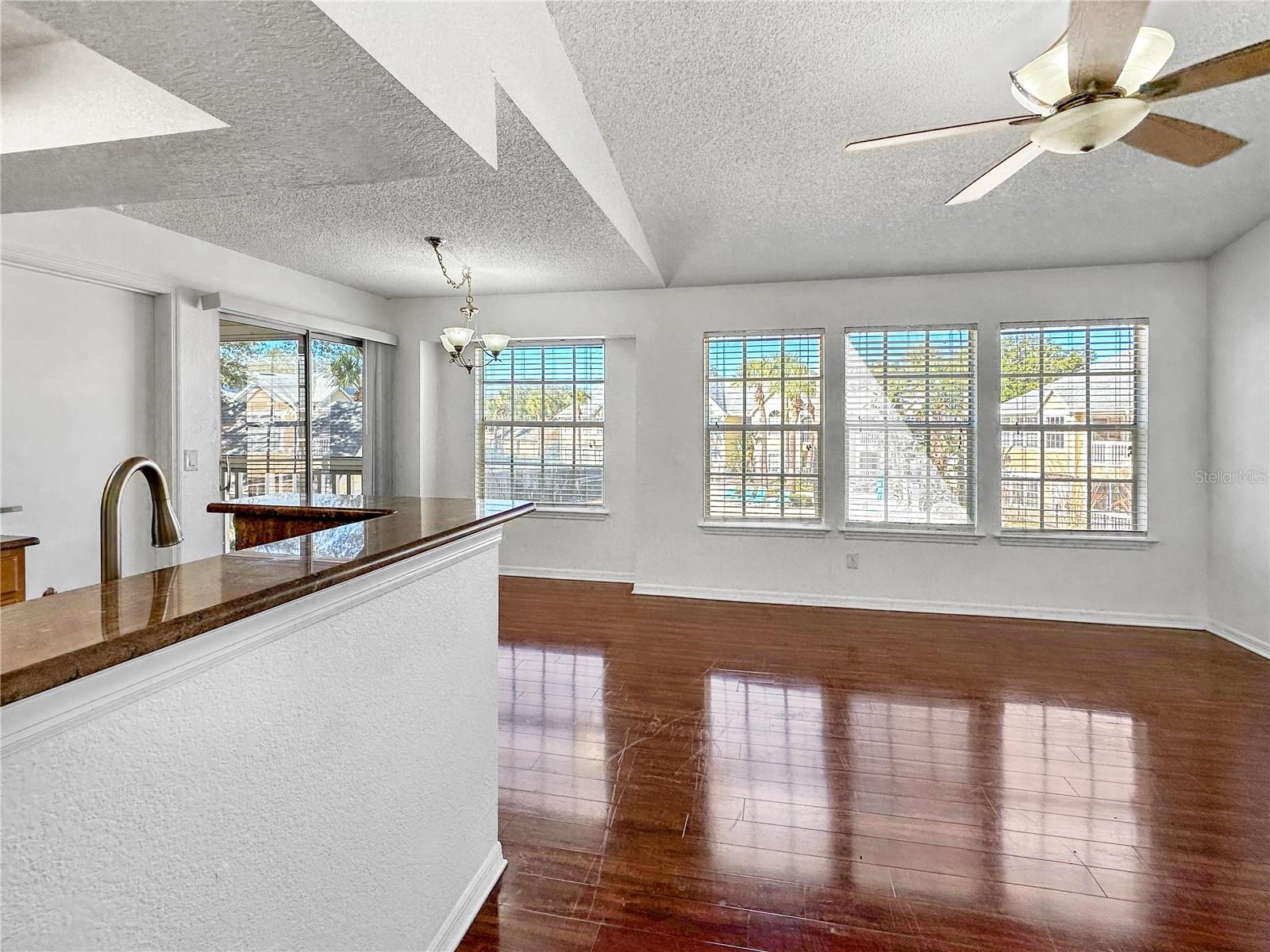 Image 11 of 14 For 1033 Hiawassee Road 2628