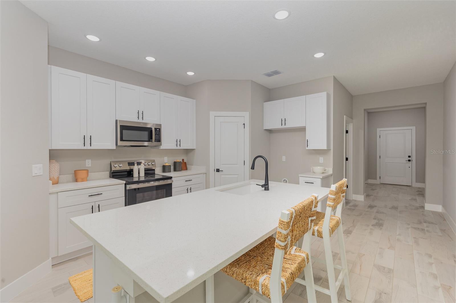 Image 7 of 42 For 13457 53rd Street